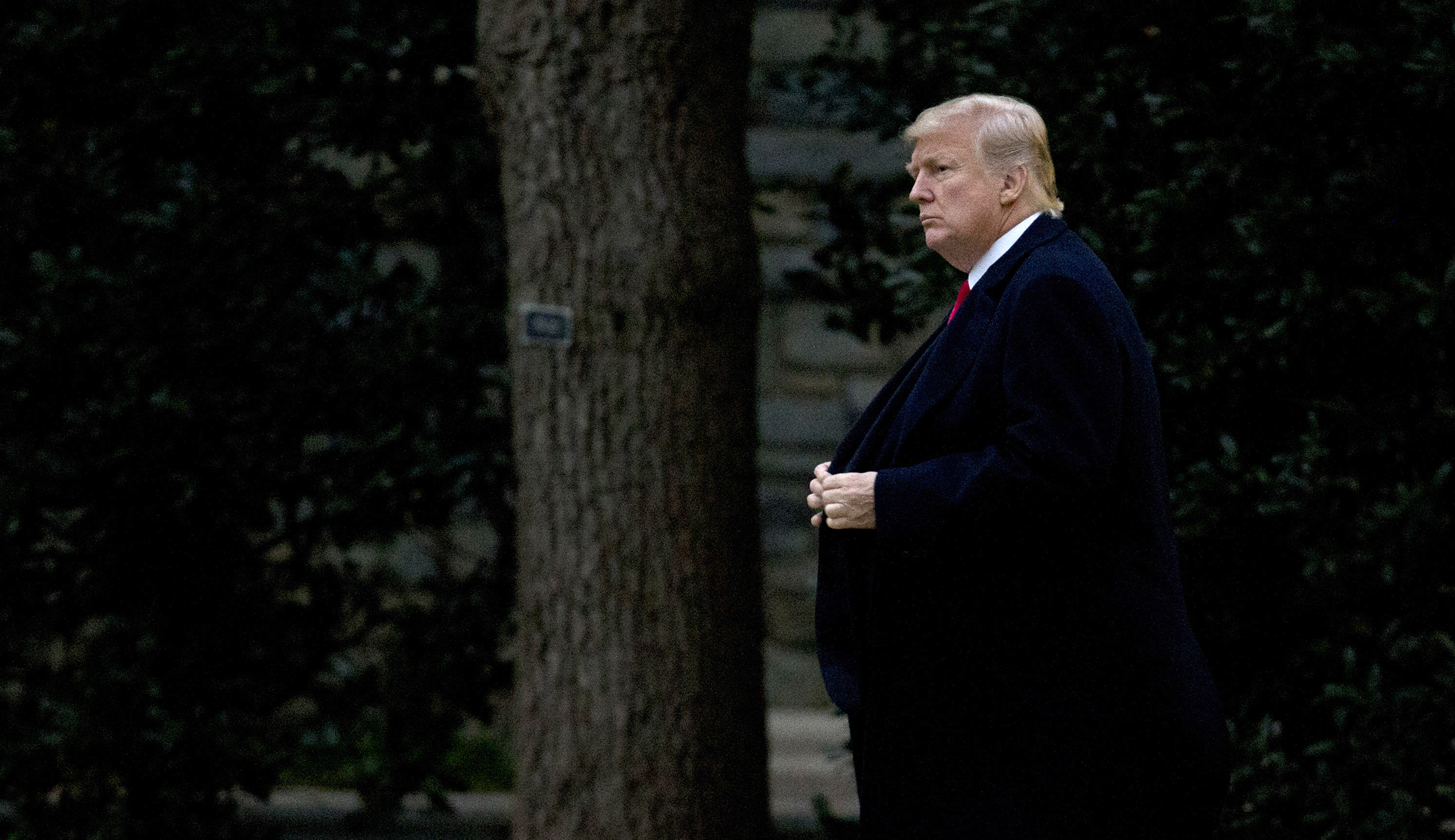 White House dismisses idea of congressional probe into women accusing Trump of sexual harassment