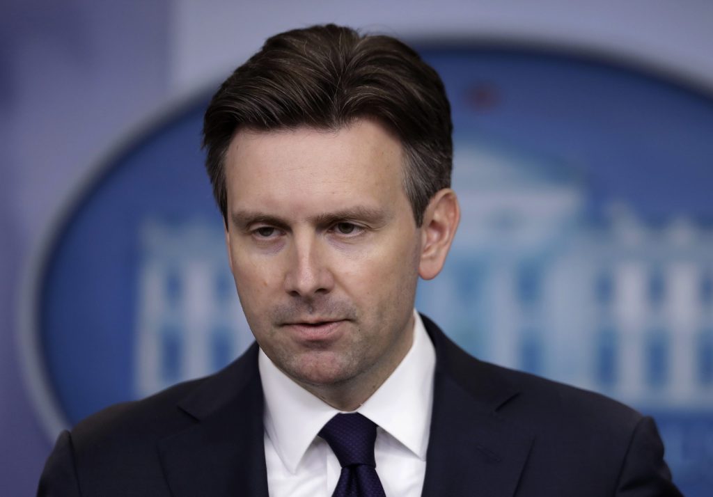 White House predicts ‘dysfunction’ in Congress in September