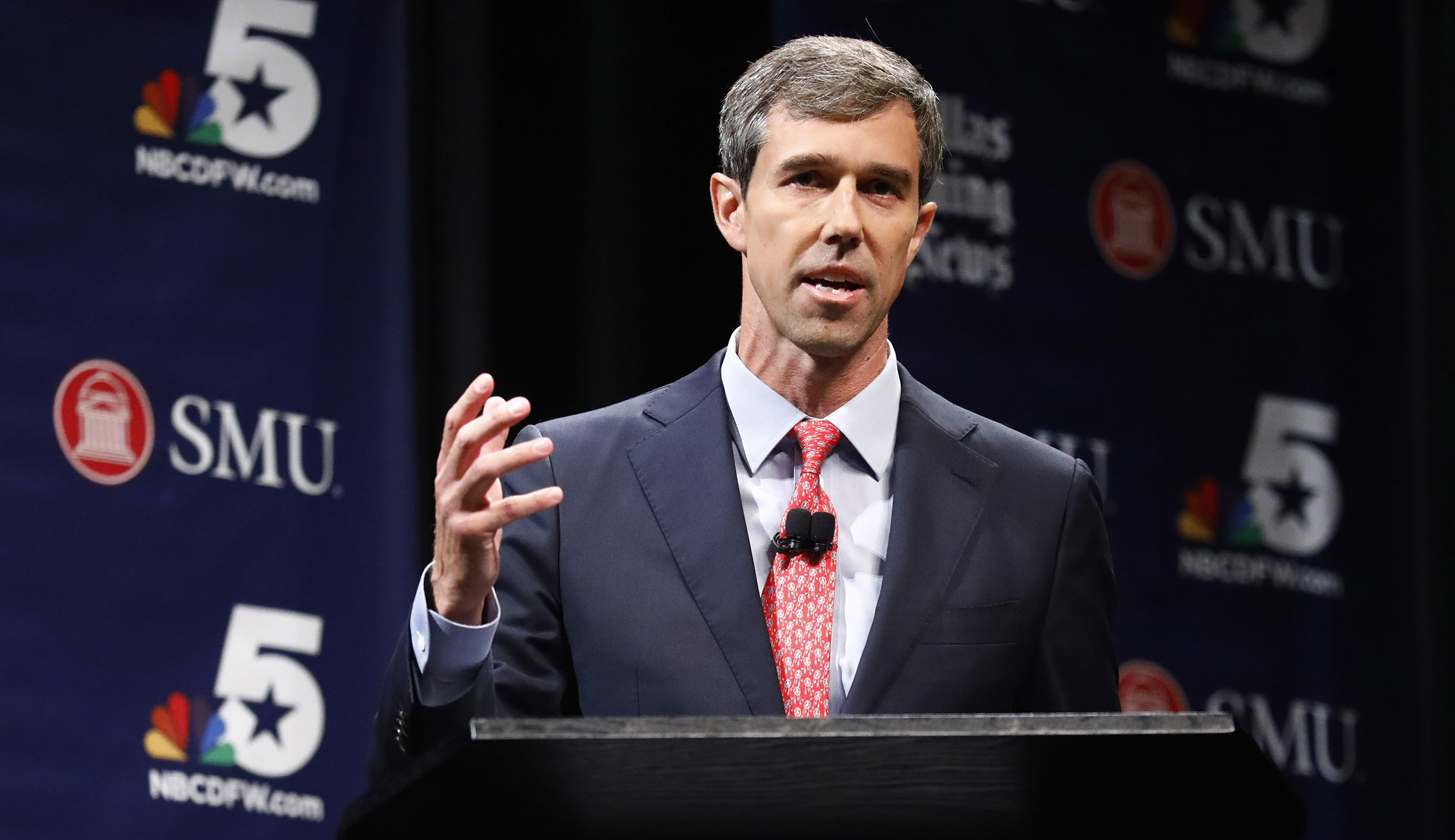 Amid tight Senate race, Reuters reporter sat on Beto hacking story