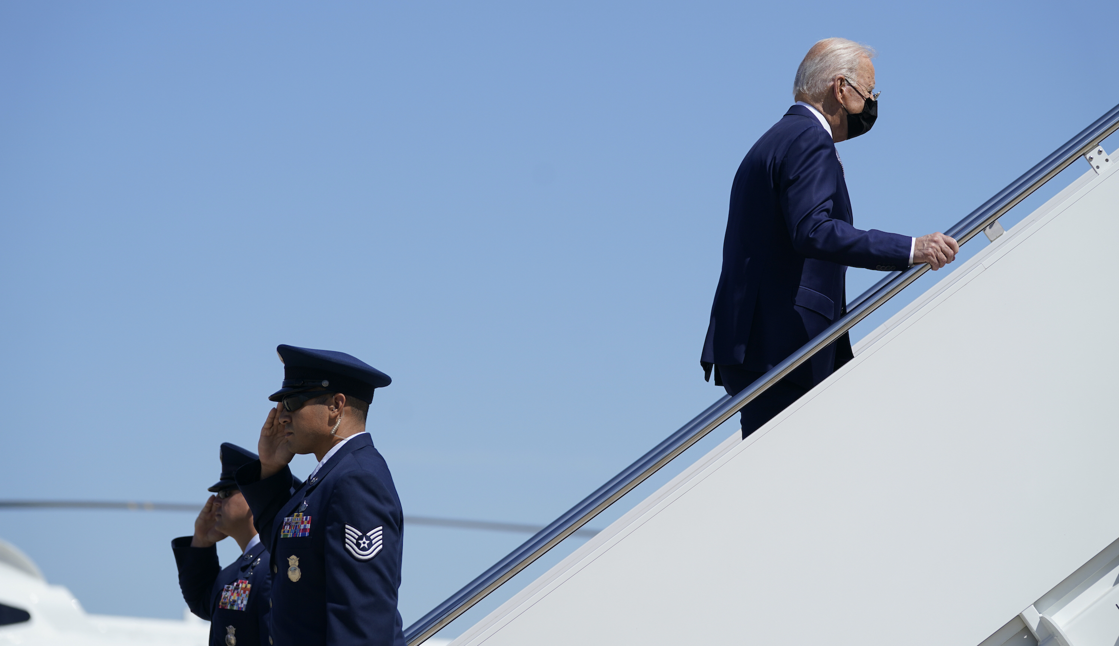 GOP and centrist Democrats threaten Biden pivot to domestic issues