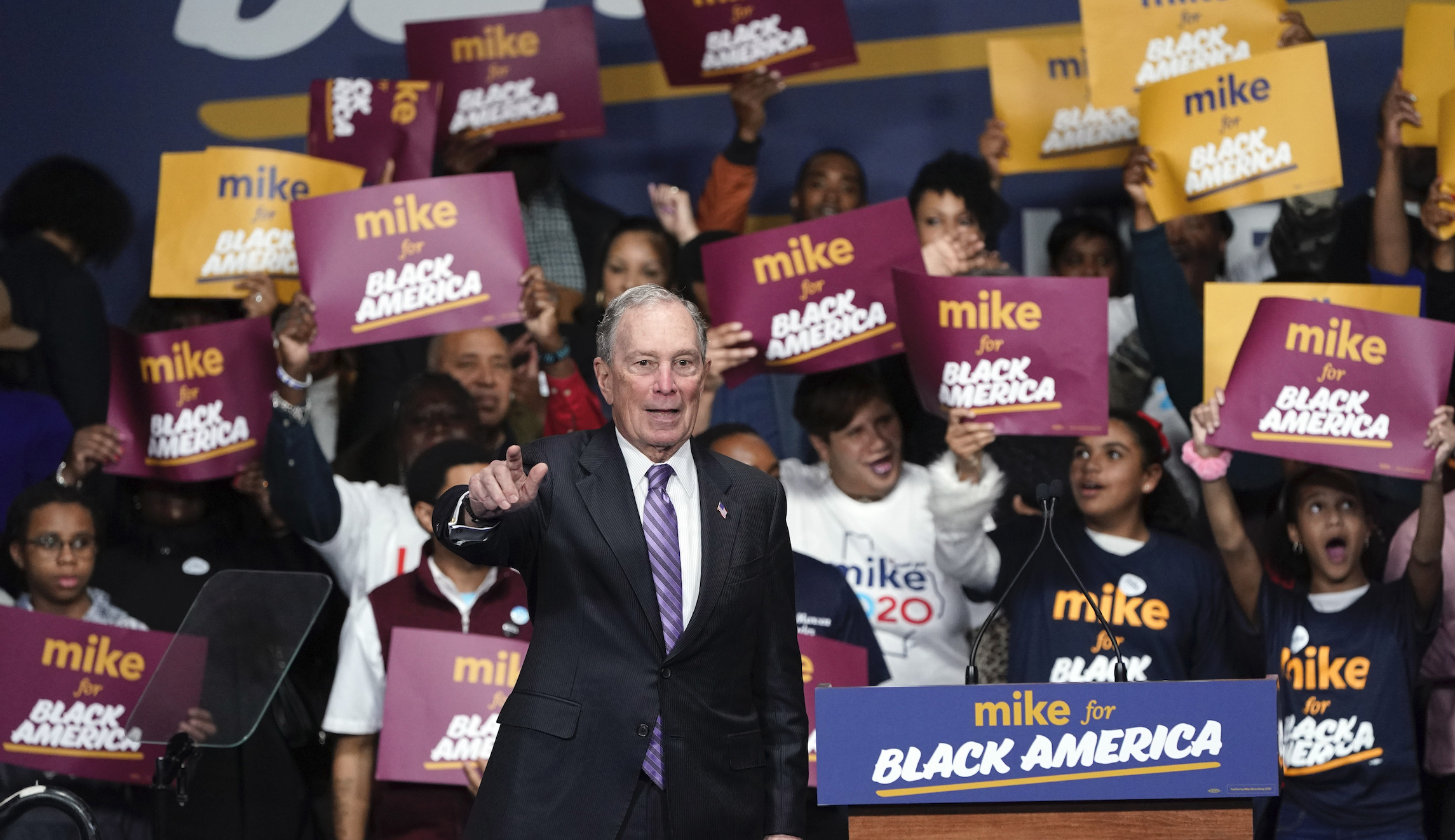 Campaign confirms Bloomberg will not stand on box during Democratic debate