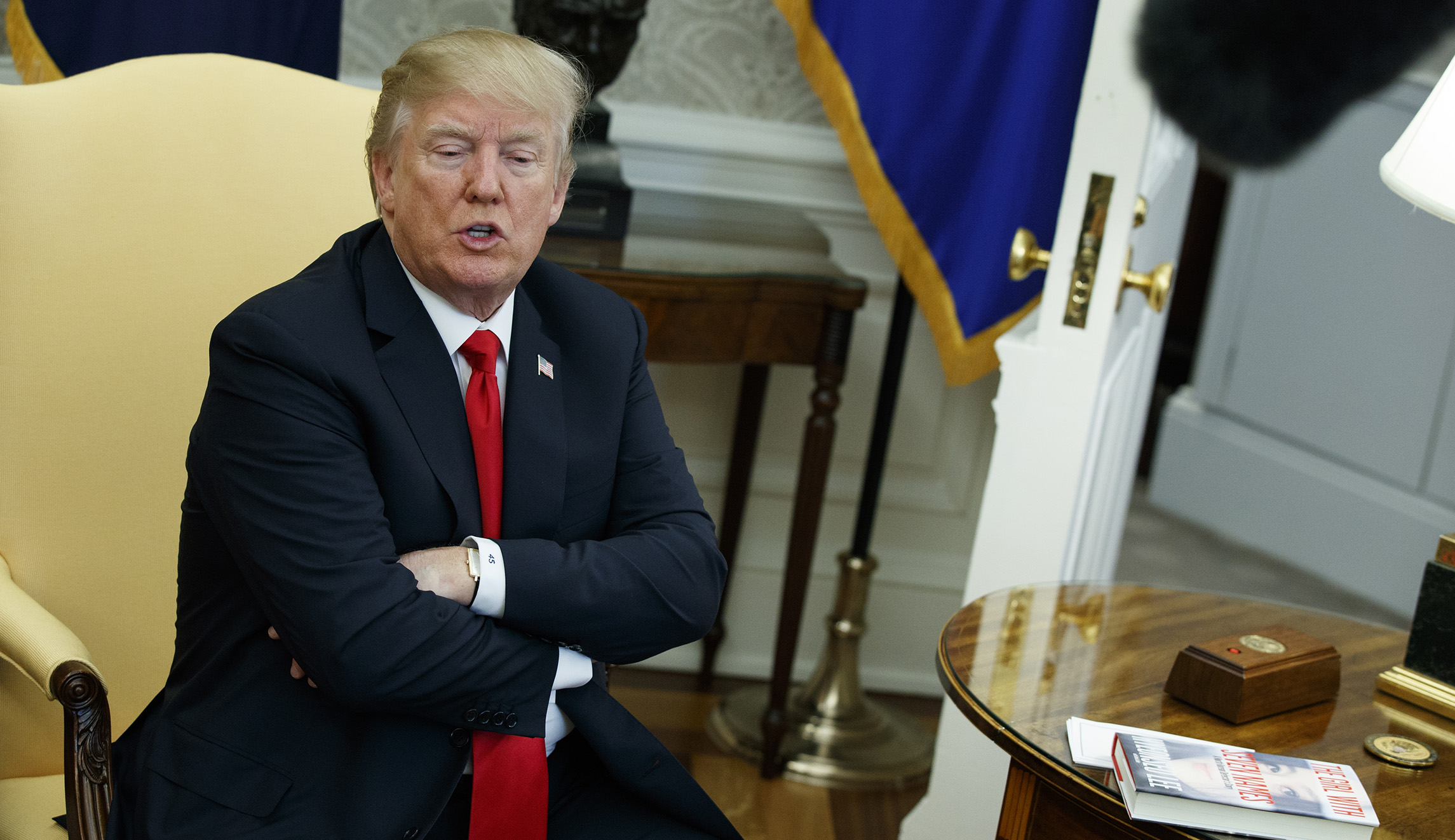 White House: Trump ‘stands ready’ to help Democrats release competing House Intel memo