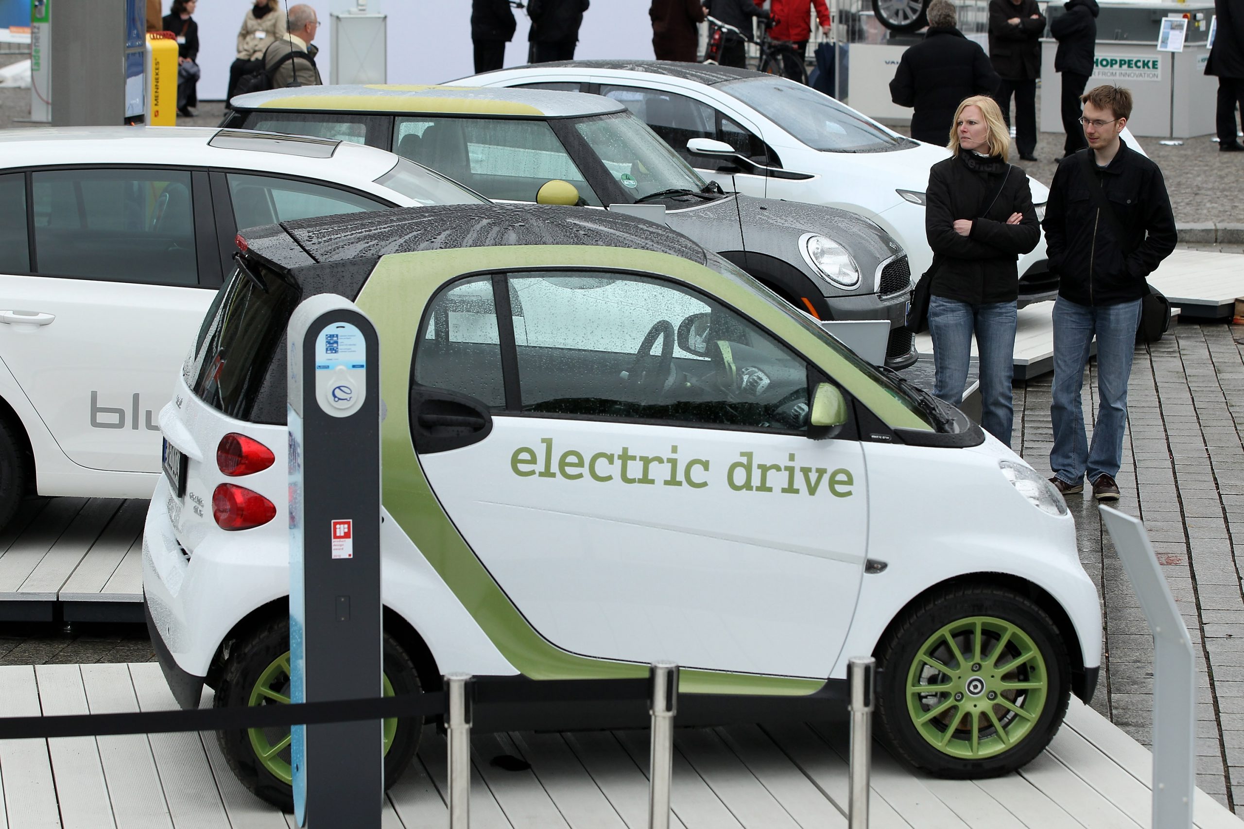 Obama to miss goal of 1 million electric vehicles