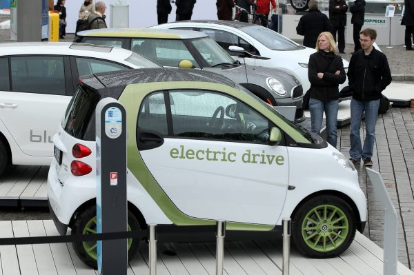 Obama to miss goal of 1 million electric vehicles