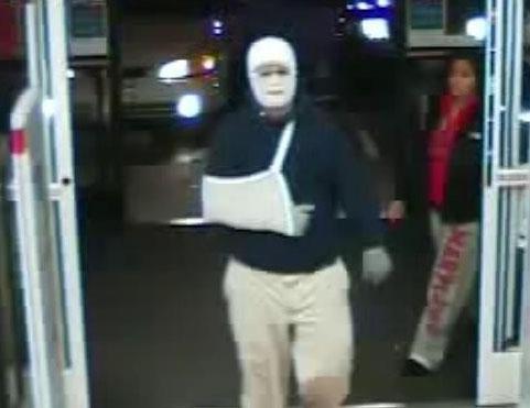 Bandaged Bandit robs Montgomery Village pharmacy