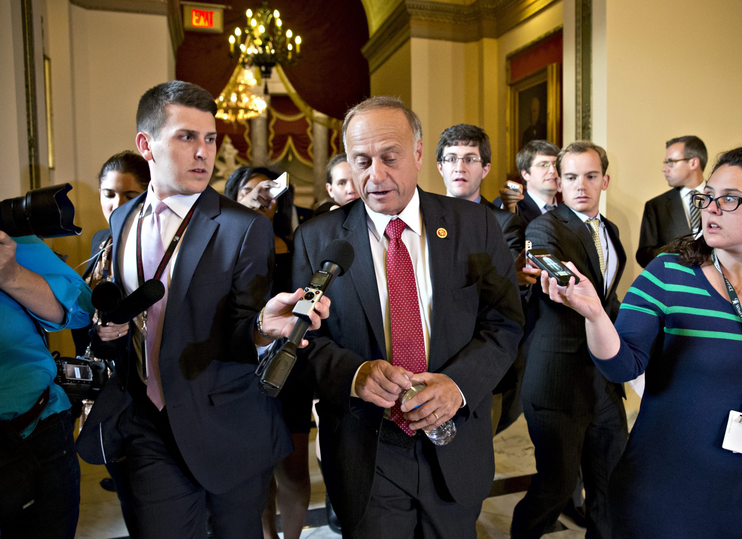 On the edge: House shutdown plan fails; now Senate