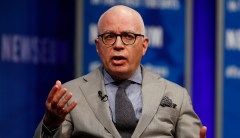 Michael Wolff accuses CNN of ‘doing the work of the White House’ to discredit his book in fiery interview