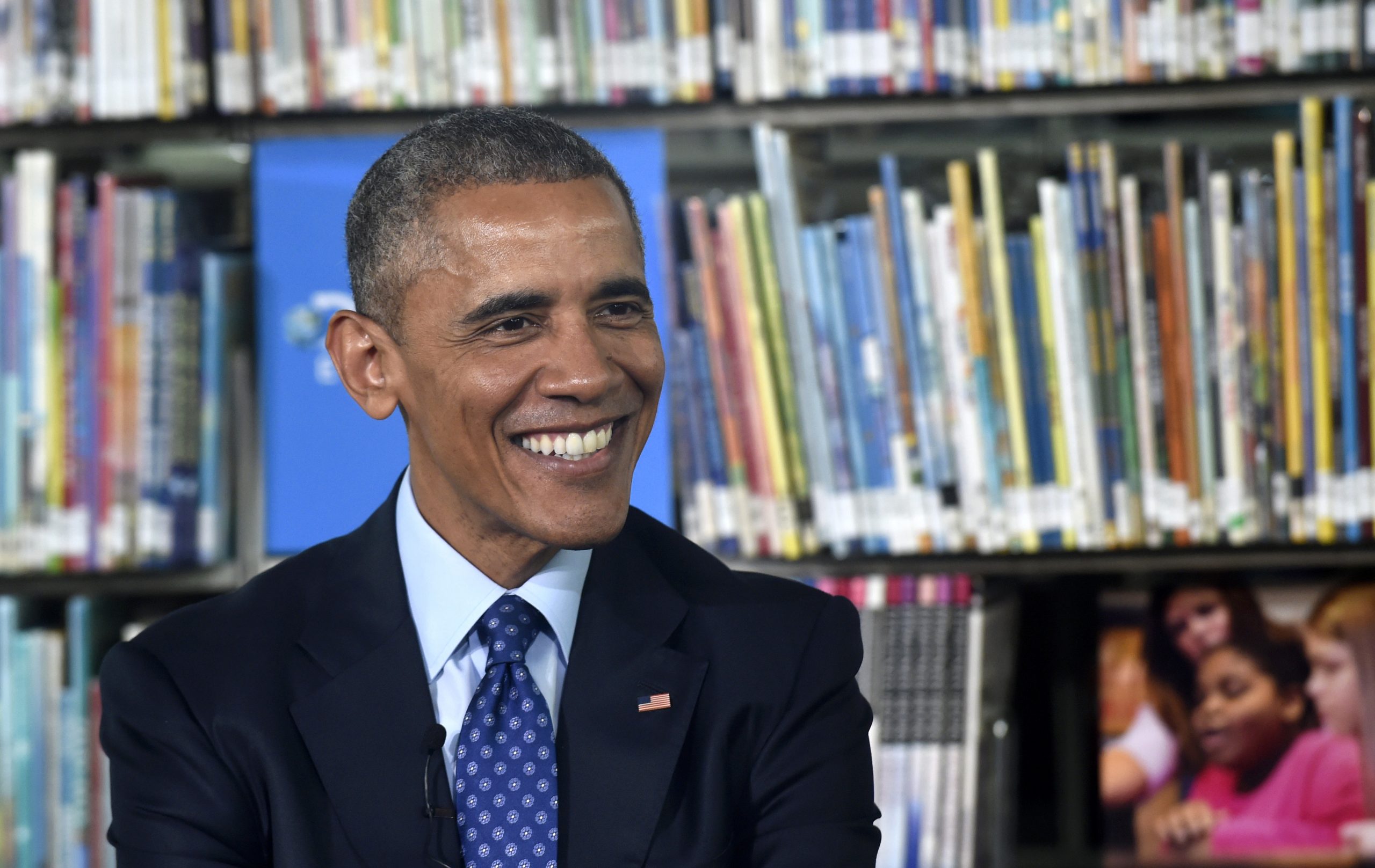 Obama to promote free community college plan in commencement speech