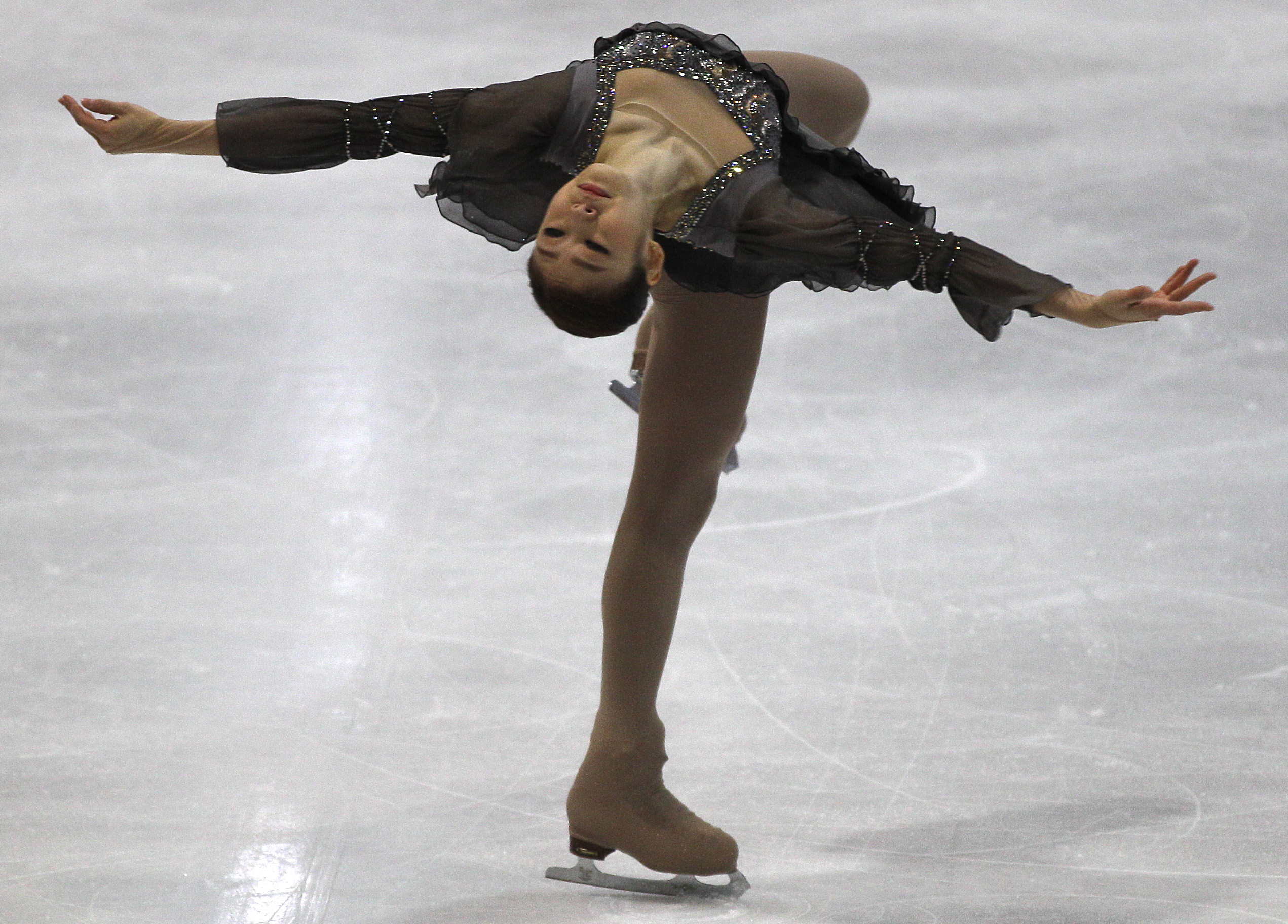 Kim Yu-na posts season’s best to seal return