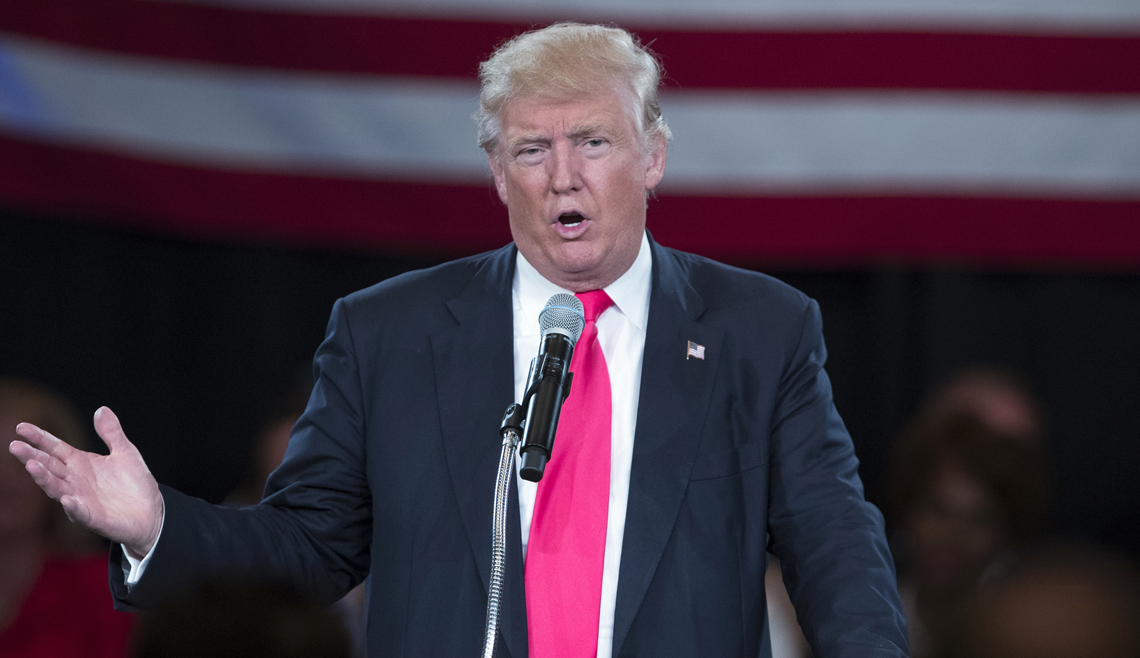 Anthony Scaramucci, other aides join Trump for Wall Street Journal interview