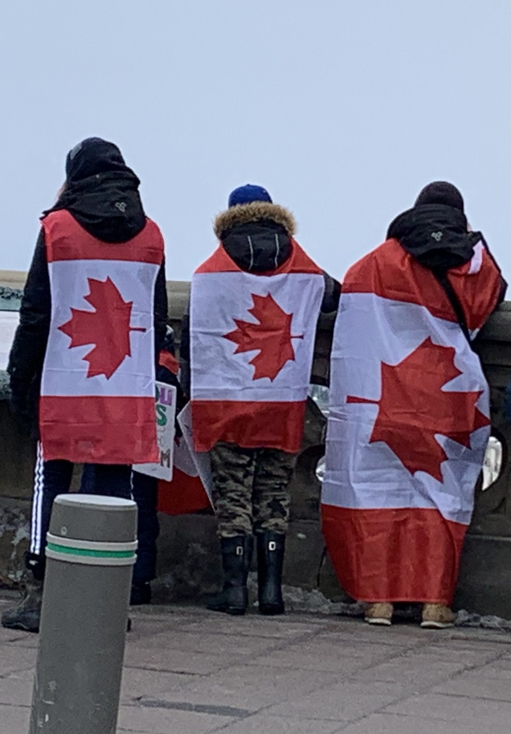 canadaflagsun3.jpg