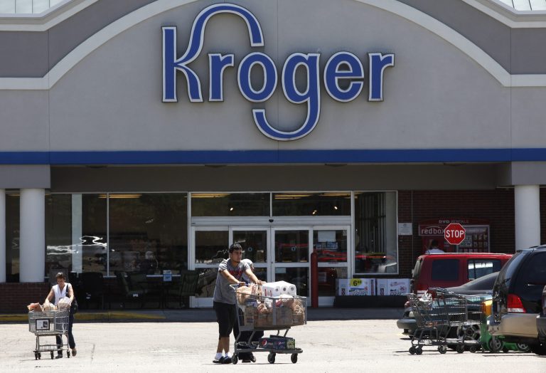   This Tuesday, June 12, 2012, photo shows a Kroger grocery store in Dearborn, Mich. The Kroger Co. said Thursday, June 14, 2012, its net income edged up slightly in the first quarter as its customer loyalty programs helped drive up revenue. The company also raised its full-year earnings outlook. (AP Photo/Paul Sancya)  