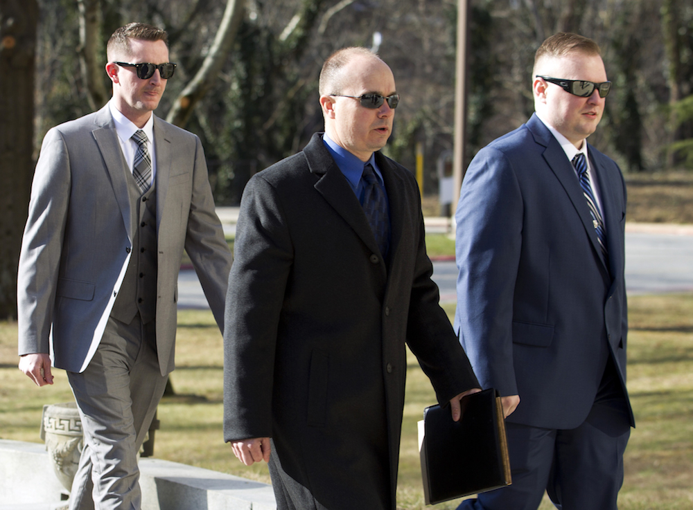 Cops charged in Freddie Gray case want charges dismissed