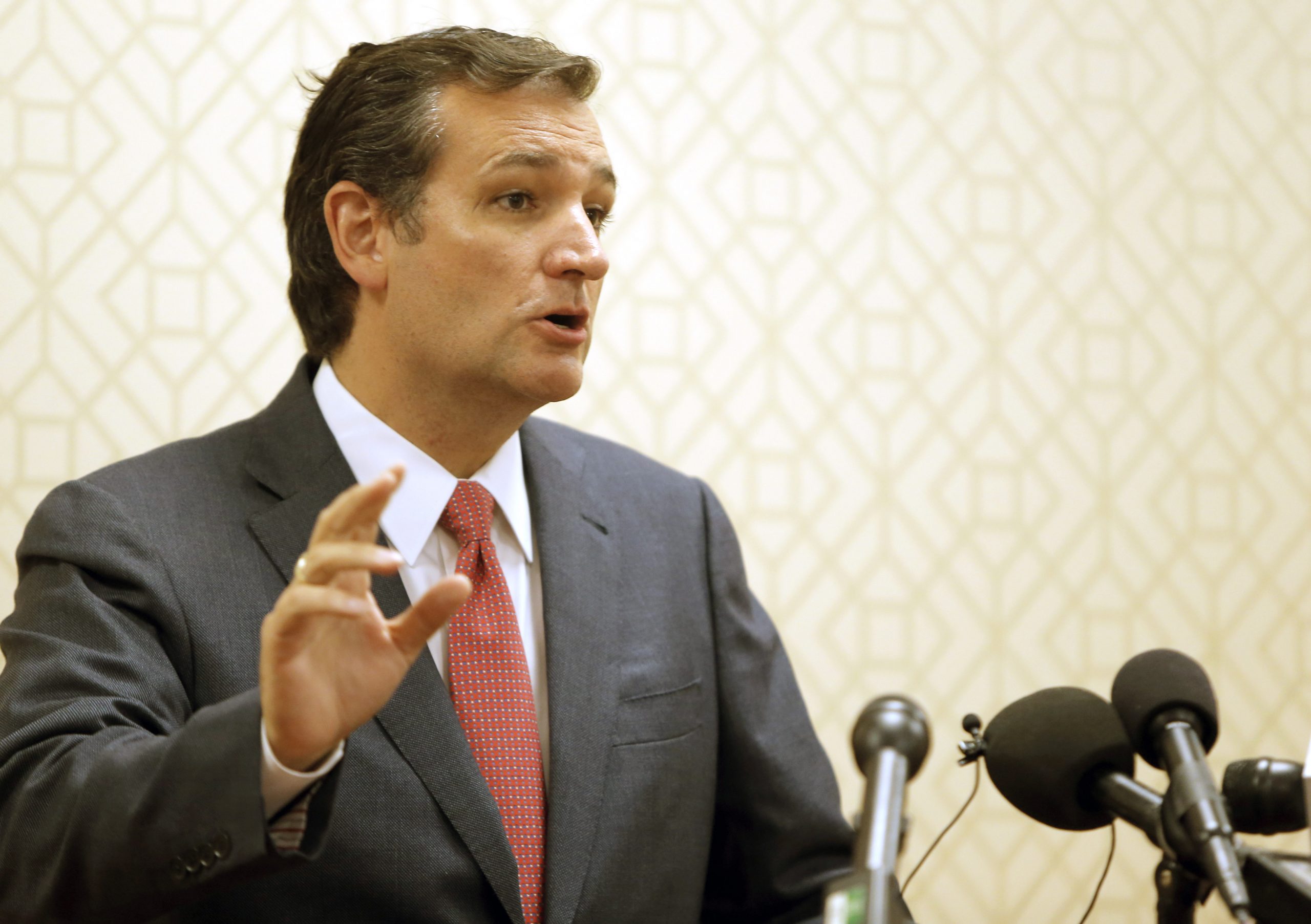 GOP presidential hopefuls tread lightly on Syria