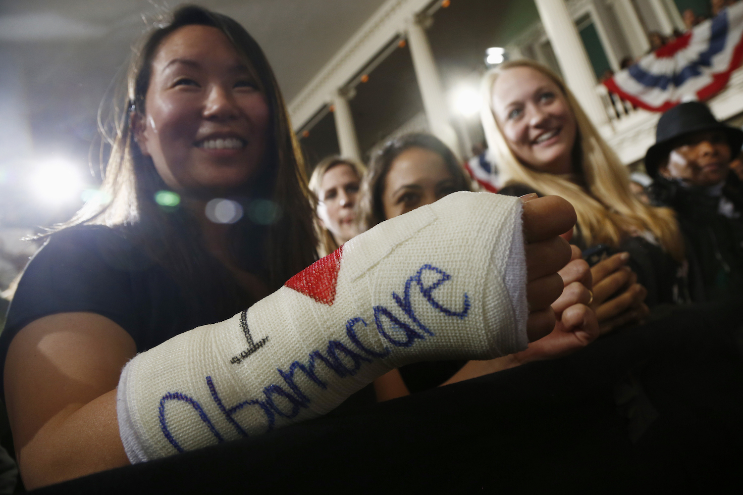 Obamacare getting more popular, poll shows