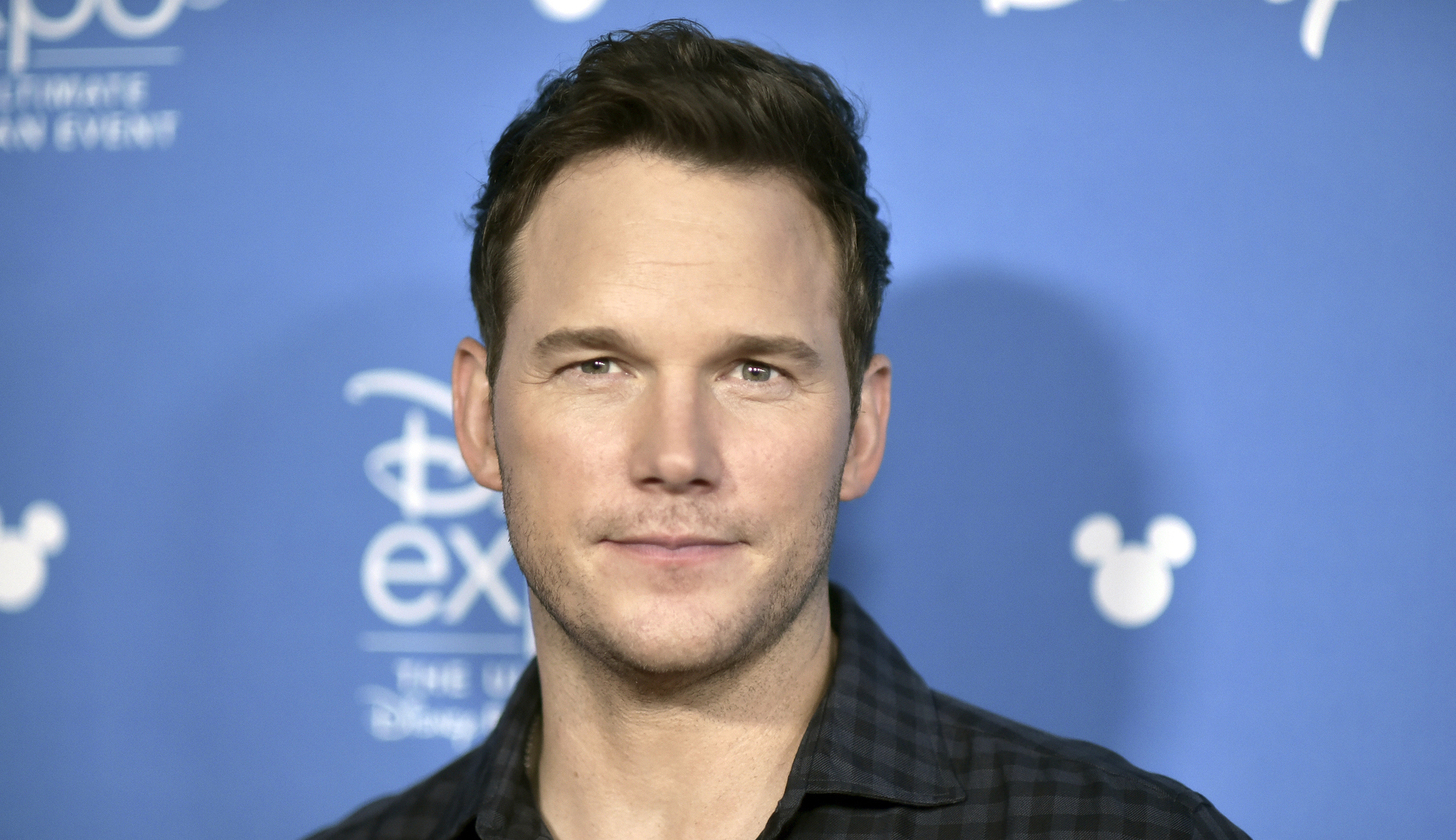 Chris Pratt slammed for utilizing single-use plastic water bottle