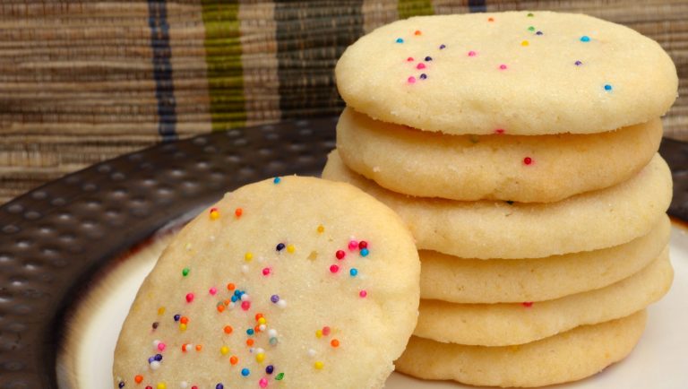 Ohio couple arrested for giving laxative-laced cookies to school workers on strike: Police