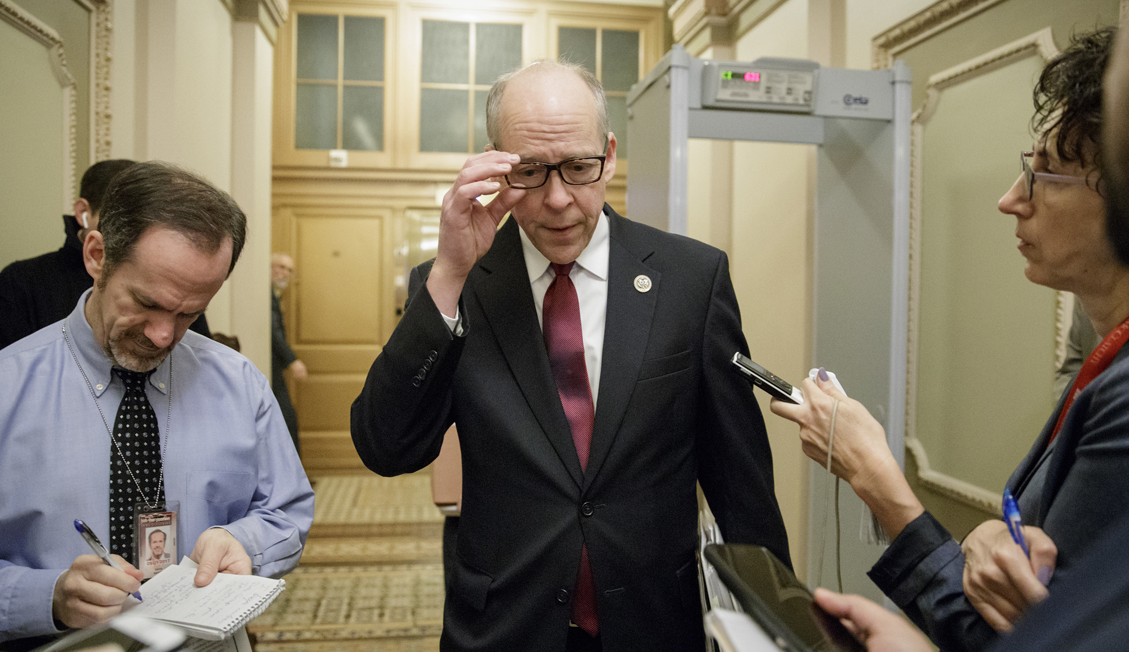 House panel targets illicit opioids fueling spike in deaths