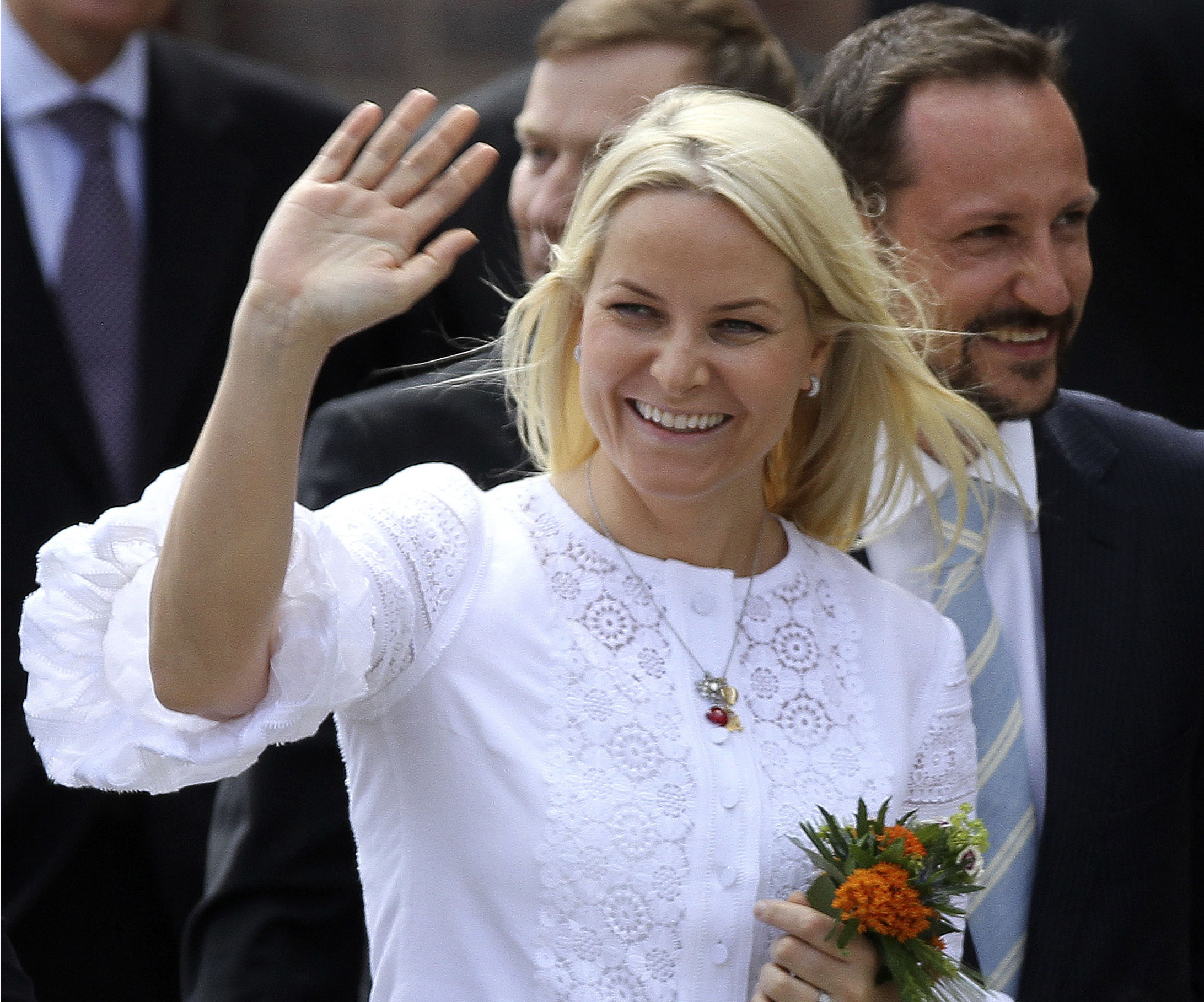 Norway’s crown princess minded surrogate children