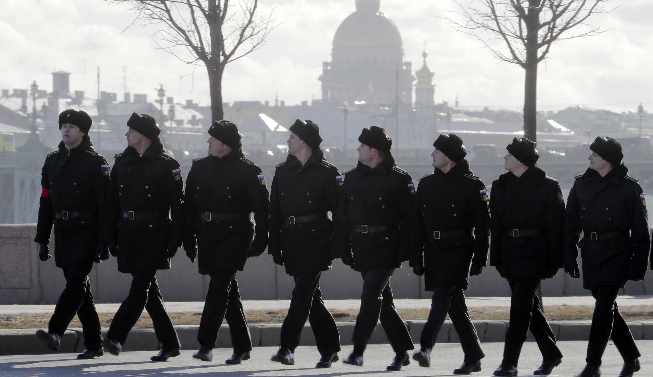Senate approves new sanctions on Russia, Iran in overwhelming vote