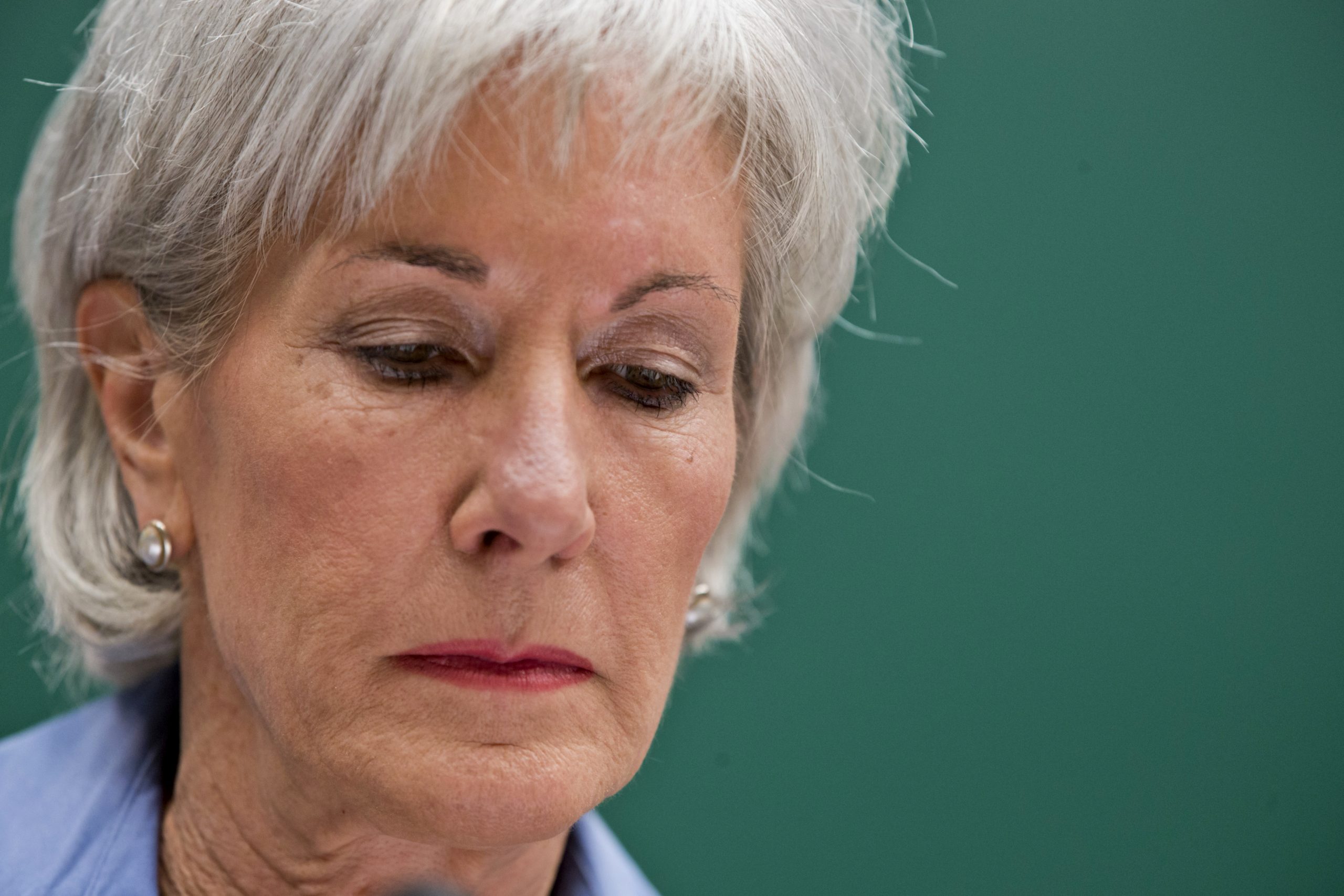 New Obamacare setback: HHS delays online enrollment for small businesses