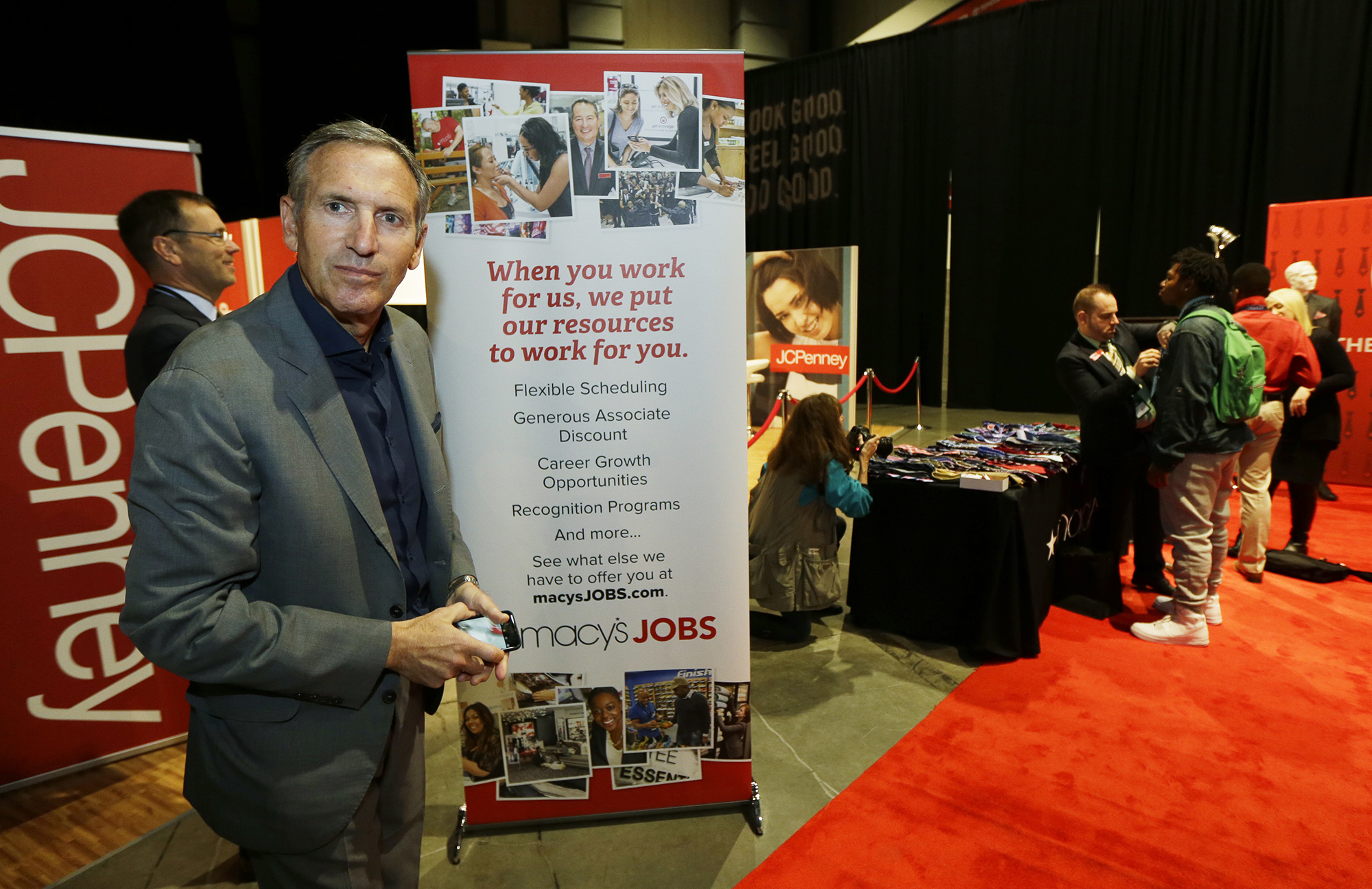 Job openings rise to highest level in nearly a year