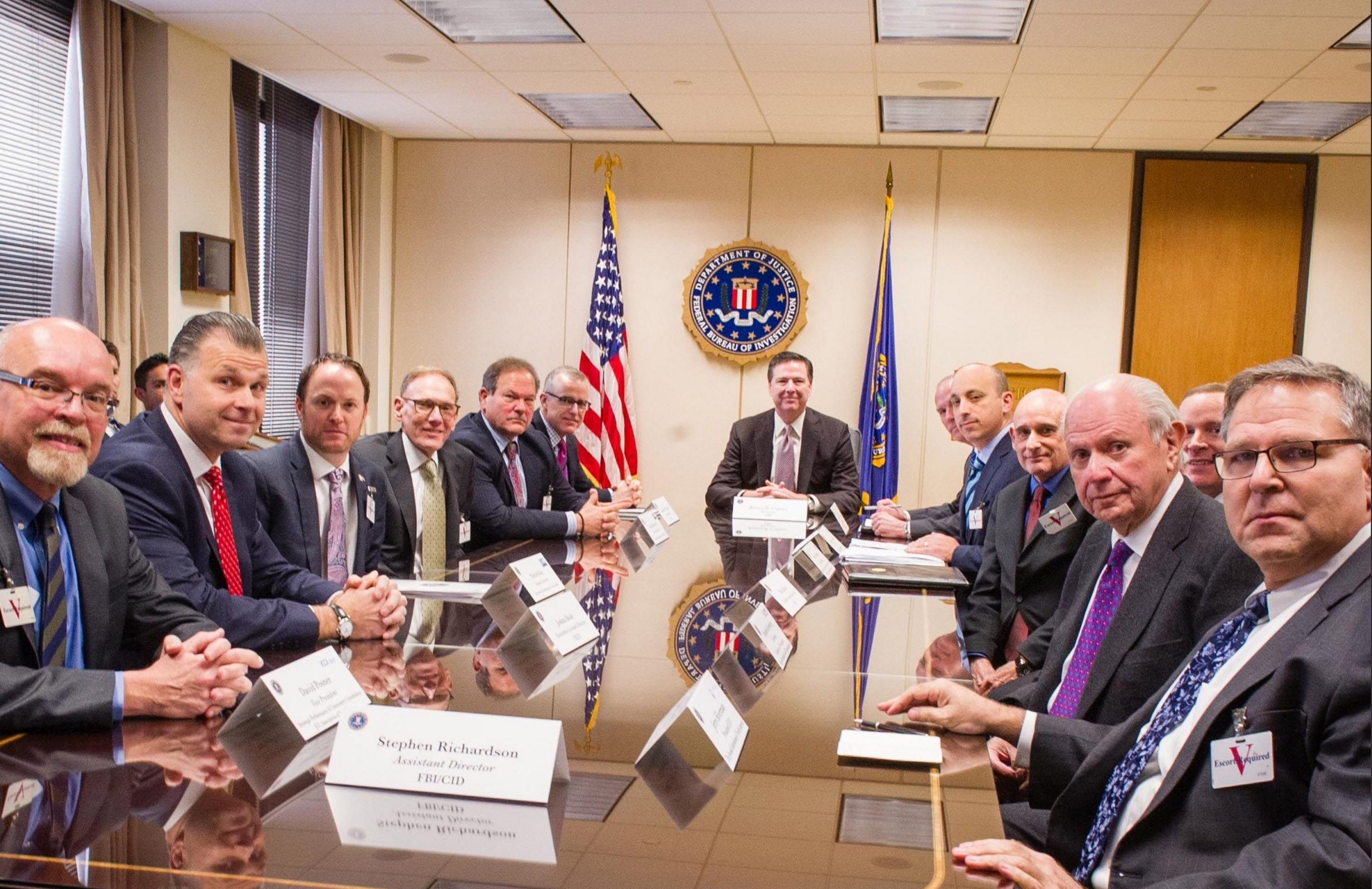 Comey meets with Jewish leaders after rise in anti-Semitic threats