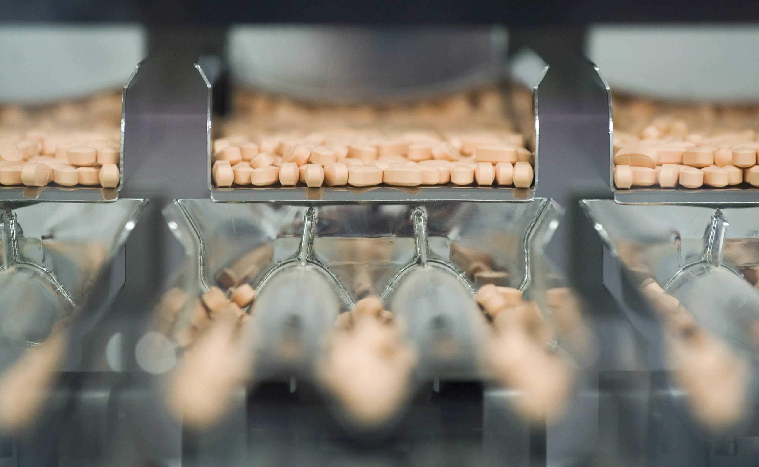 Democrats push 95% drug tax rate