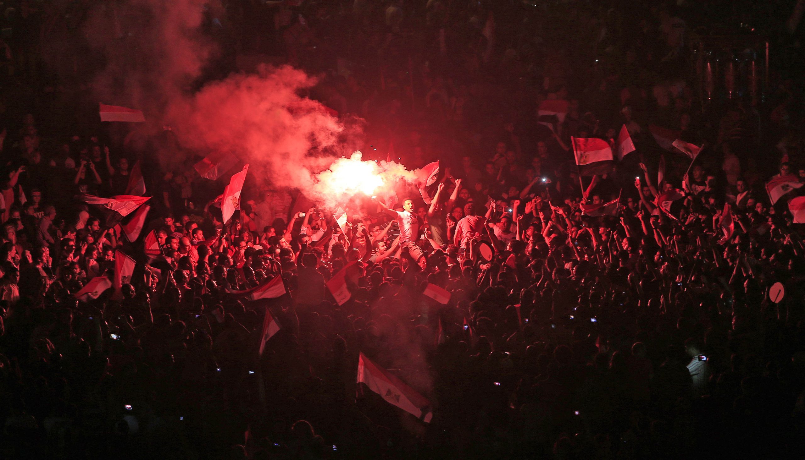 Obama ‘deeply concerned’ by military coup in Egypt