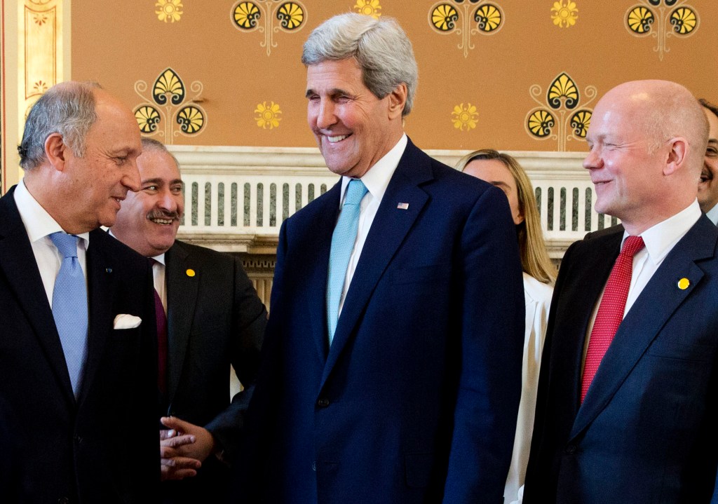Kerry: US set to levy more sanctions on Russia