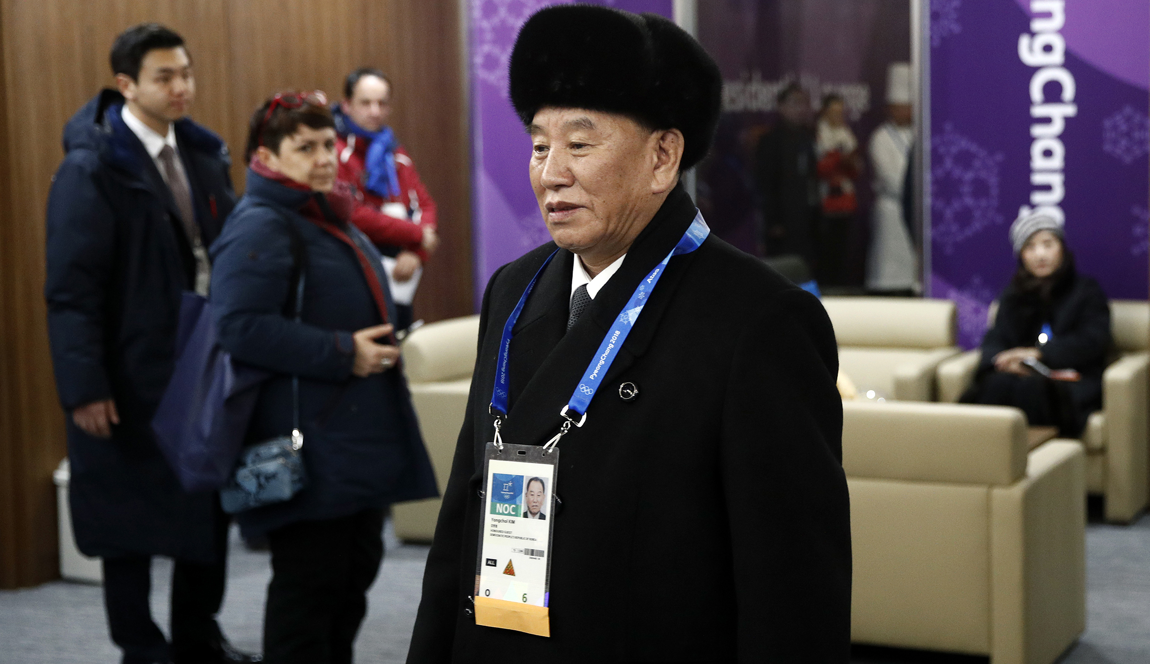 North Korean envoy, in South, opens door to US talks