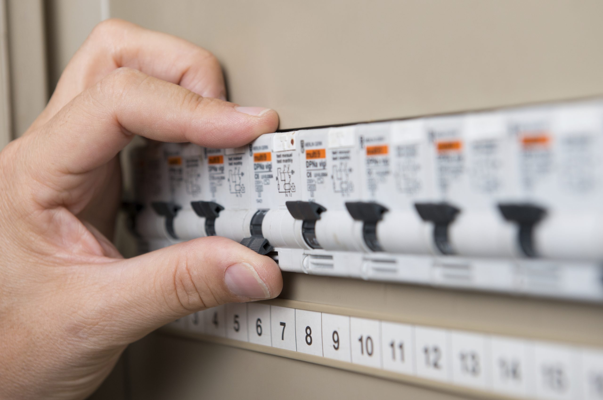 Nation is losing electrical power capacity as feds tighten emissions regs