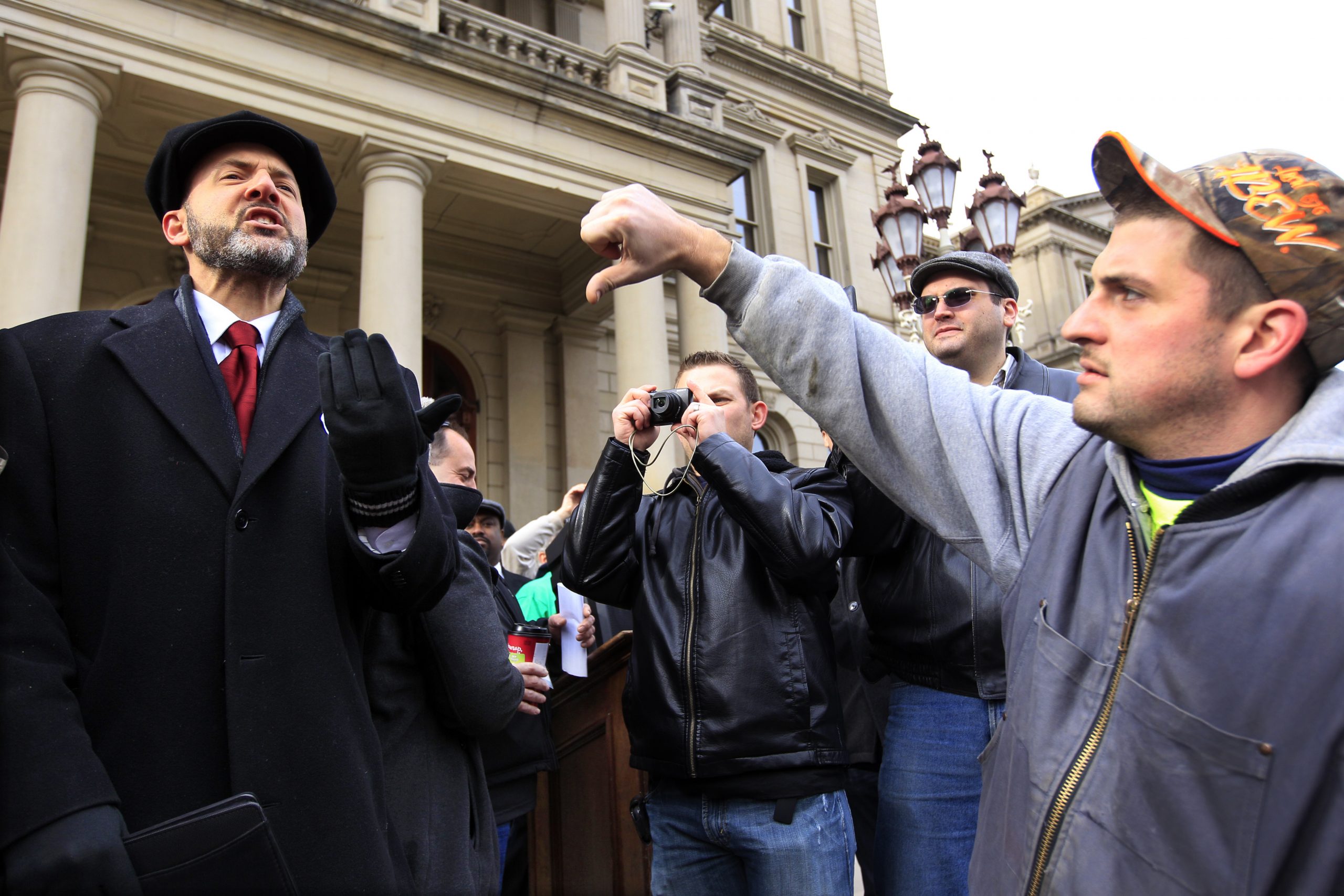 Democrats protest GOP’s Michigan Capitol closing