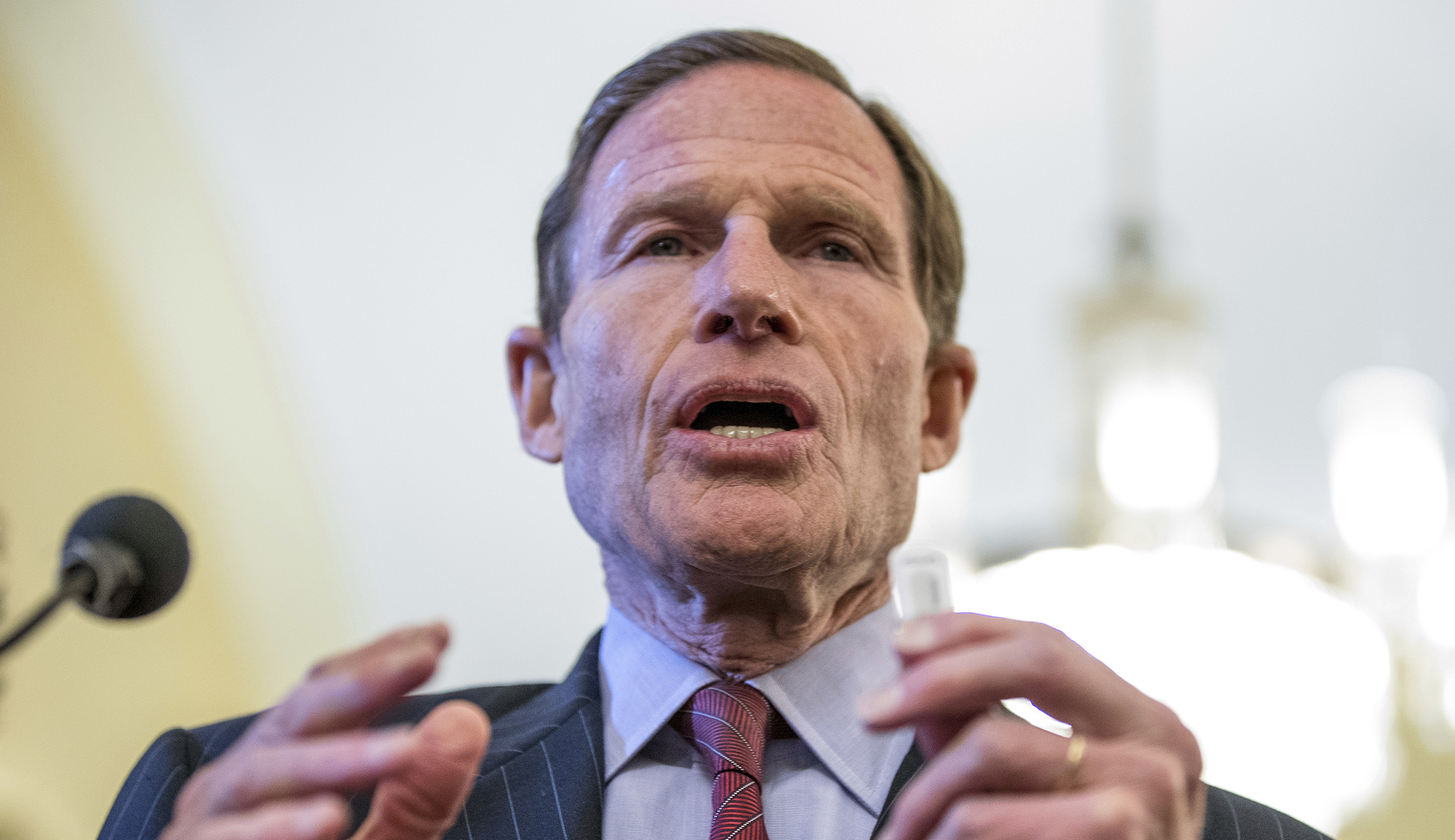 Richard Blumenthal concerned Trump may be colluding with China