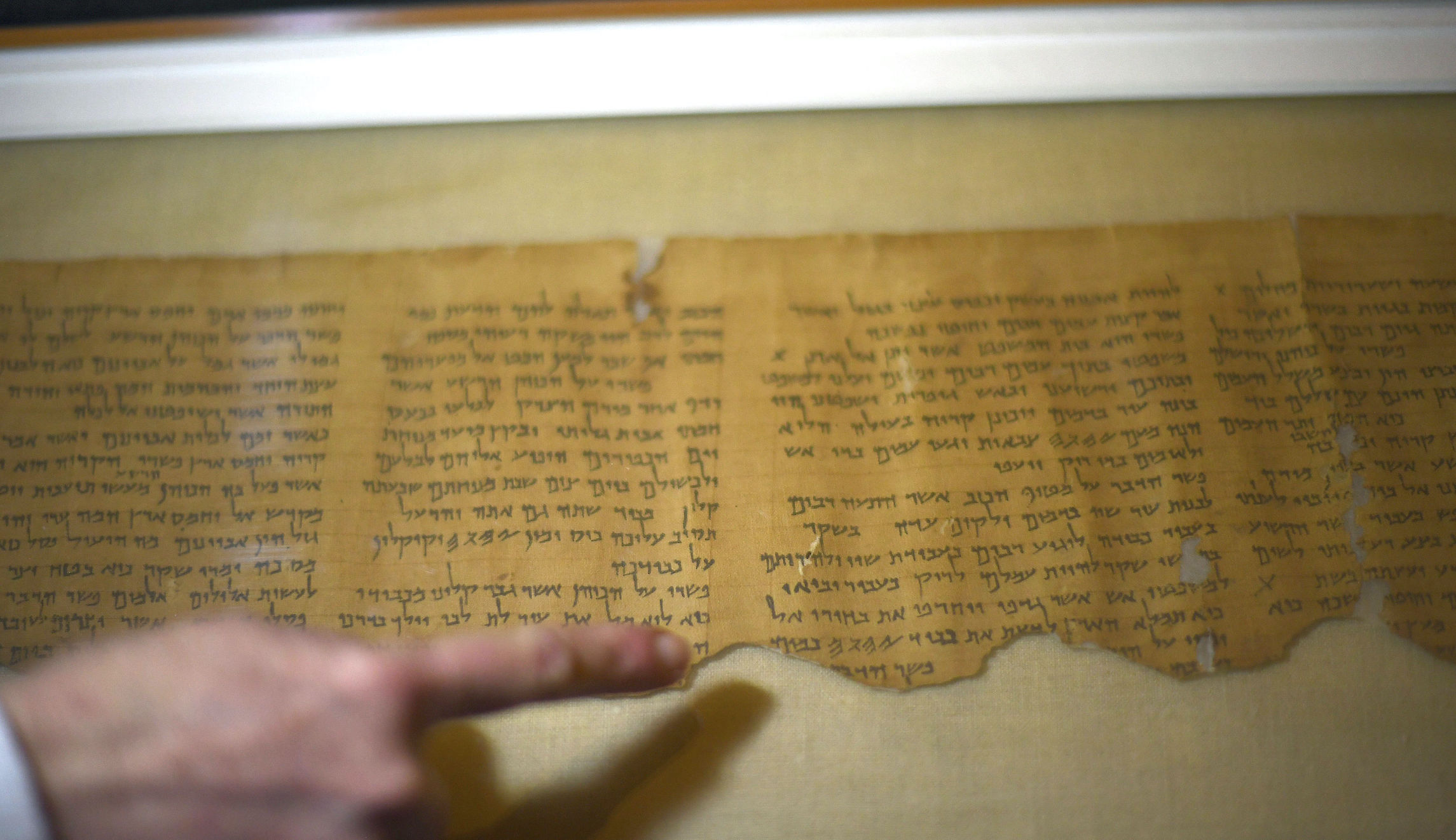 ‘We’re victims’: Museum of the Bible’s Dead Sea Scrolls are fake