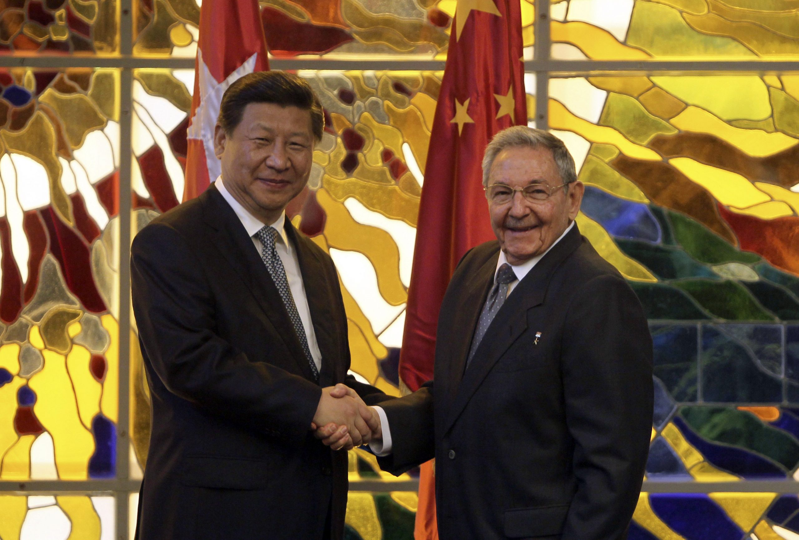 Chinese leader signs accords, wraps up Cuba visit
