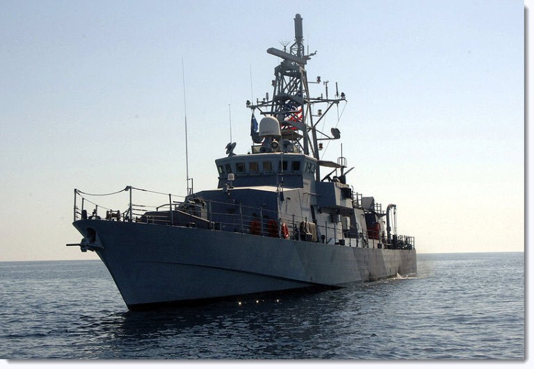 Davis said the Firebolt missed the Iranian vessel by about 100 yards. (U.S. Navy Photo)