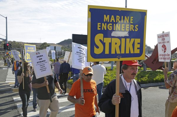 Golden Gate ferry workers strike over contract