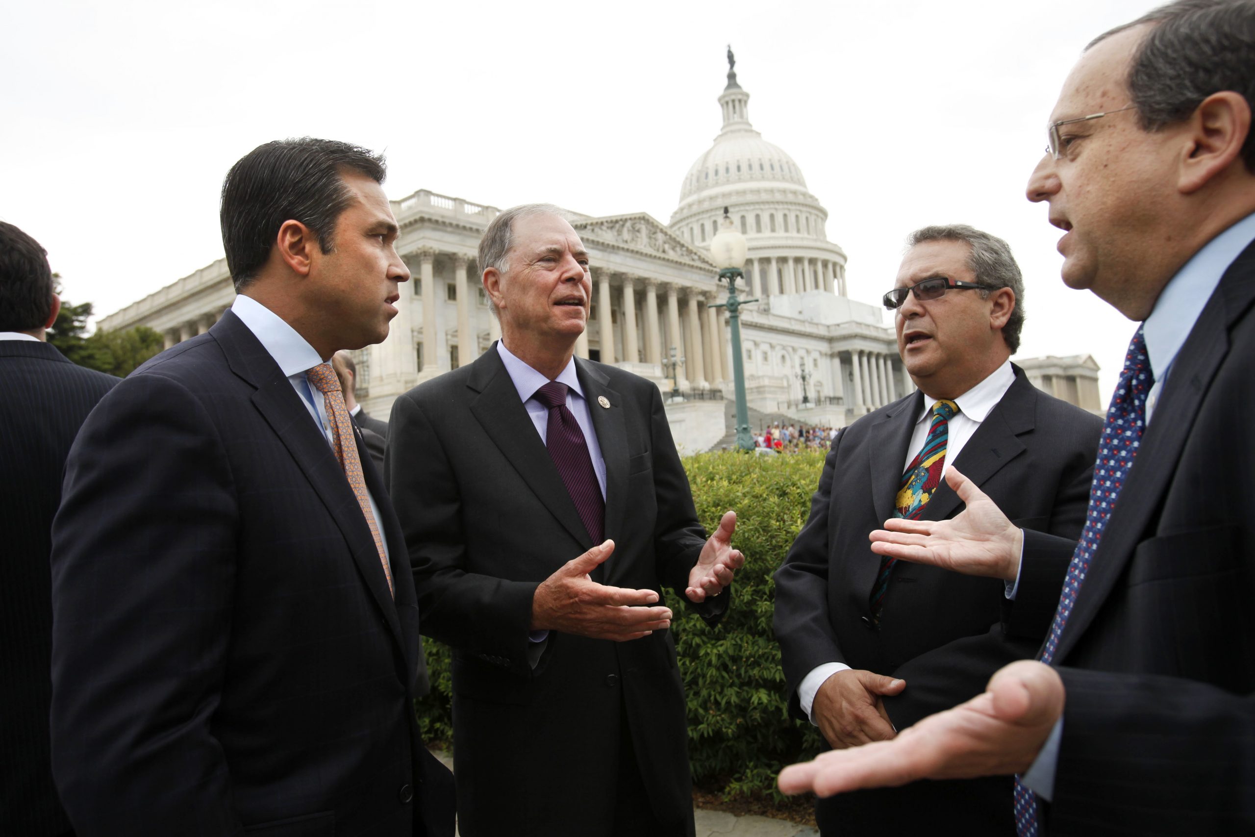 GOP lawmakers renewing push for Clinton independent counsel