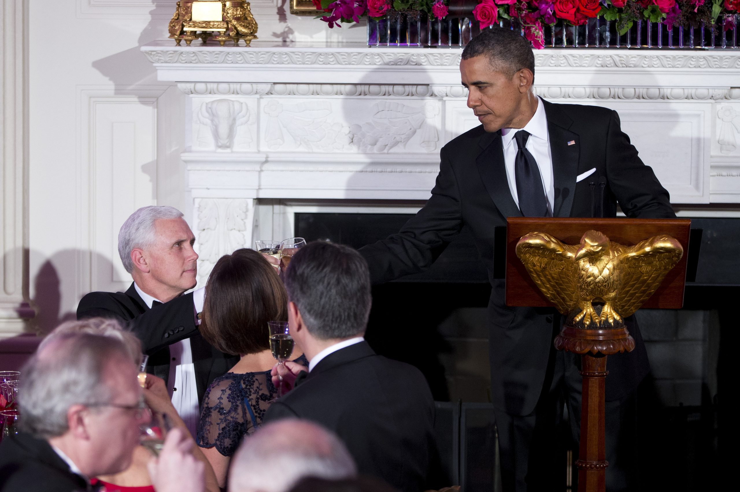 White House week ahead: Obama to raise cash for Dems, travel to Minnesota