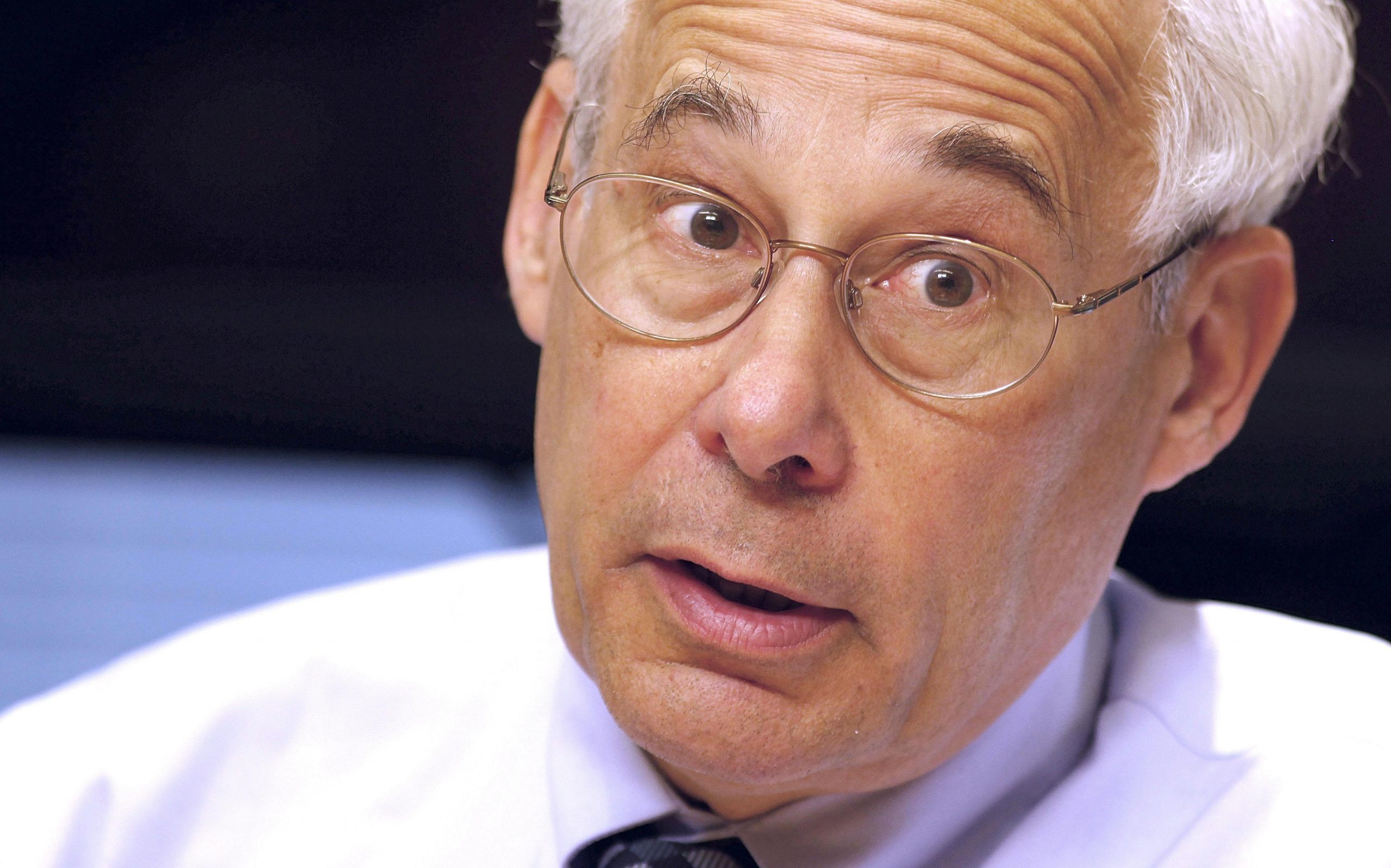 Controversial Obama CMS chief steps aside early