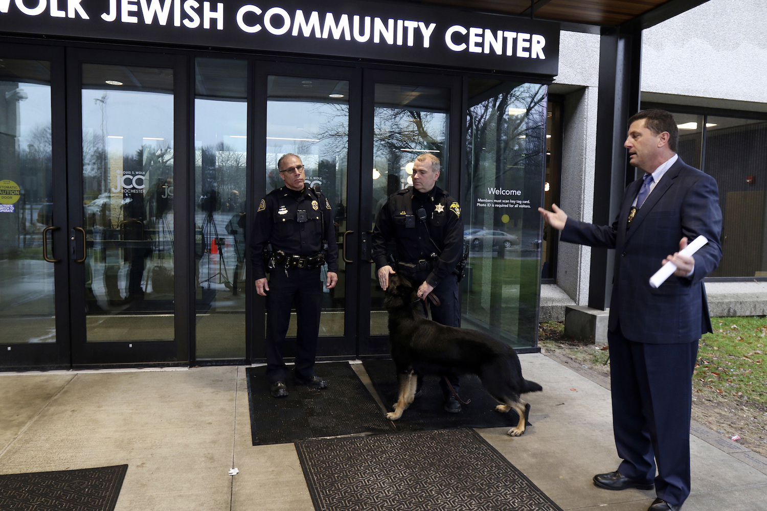 Jewish Community Centers ‘frustrated’ with slow response to bomb threats