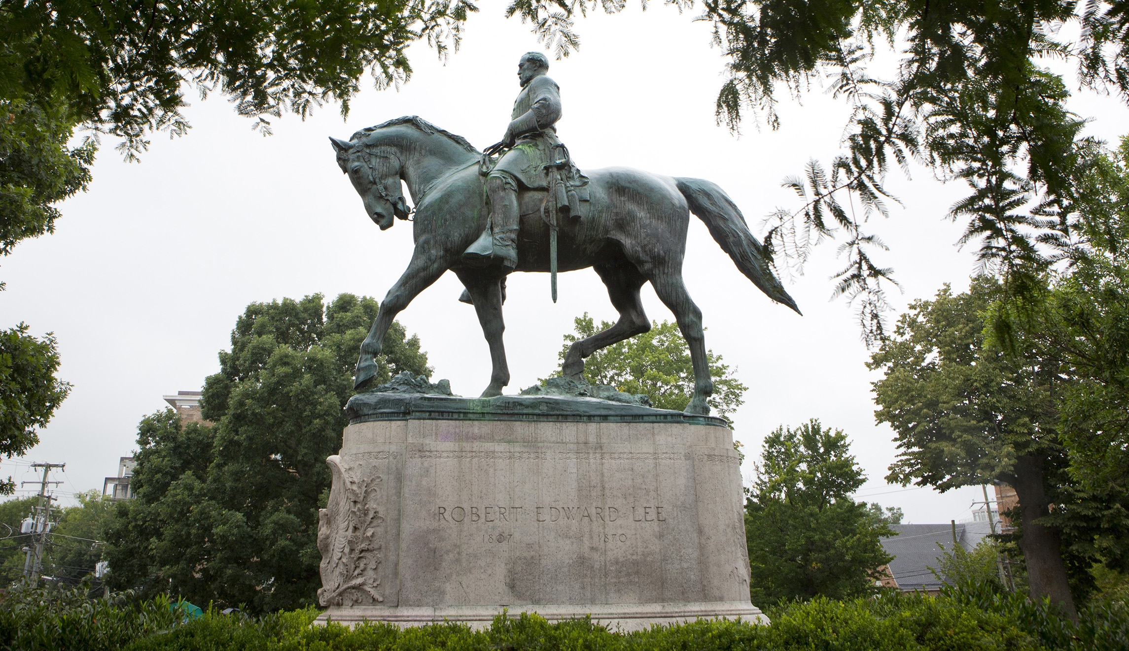 ‘No longer the capital of the Confederacy’: Virginia to remove Robert E. Lee statue ‘as soon as possible’