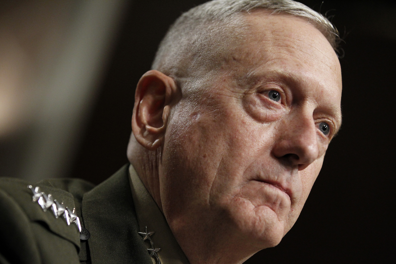 Experts support waiver for Mattis to rein in Trump