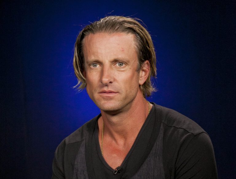   This May 8, 2012 photo shows singer-songwriter Daniel Powter in Los Angeles. Powter's smash hit 