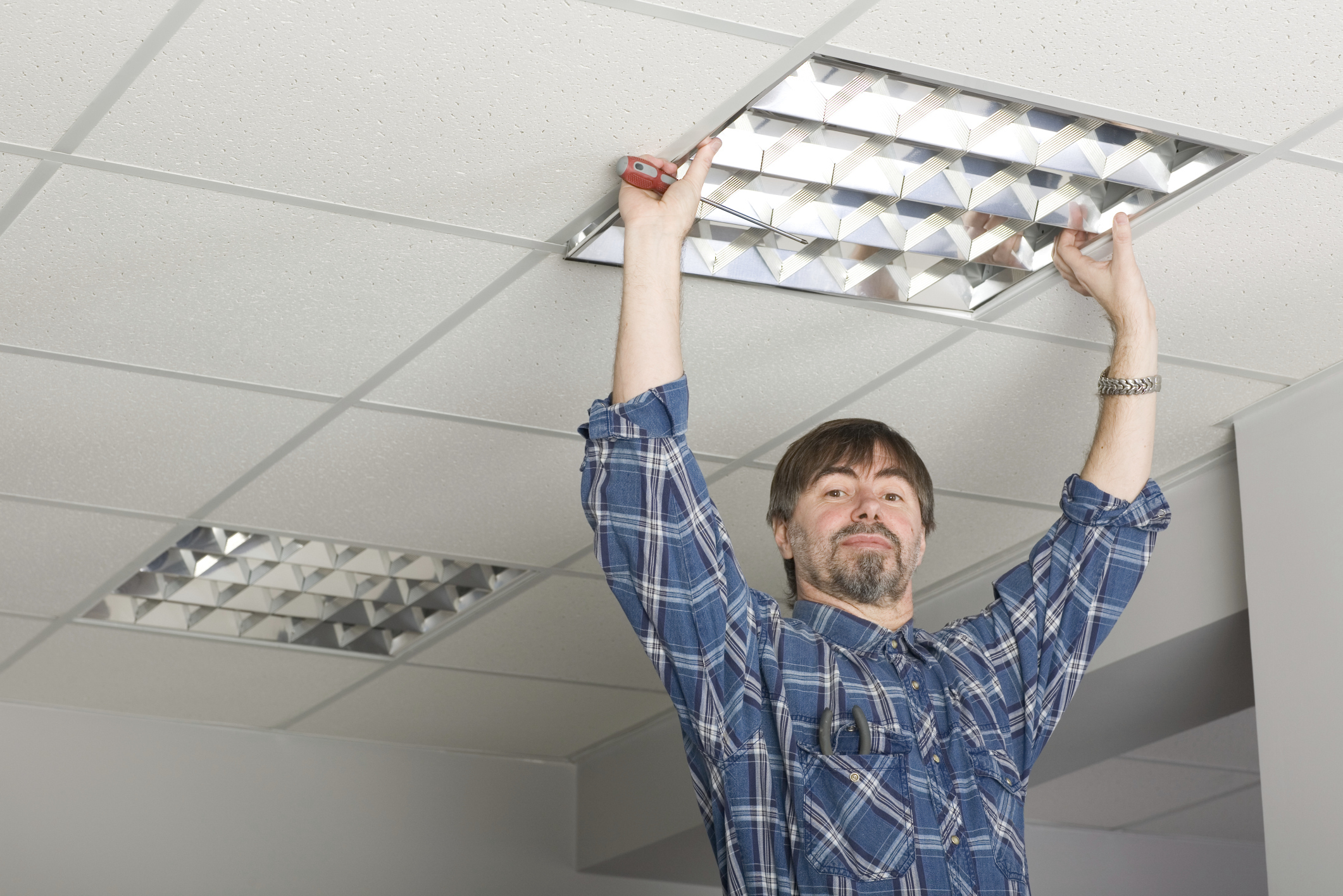 Deferred building maintenance, repairs cost government billions, GAO says