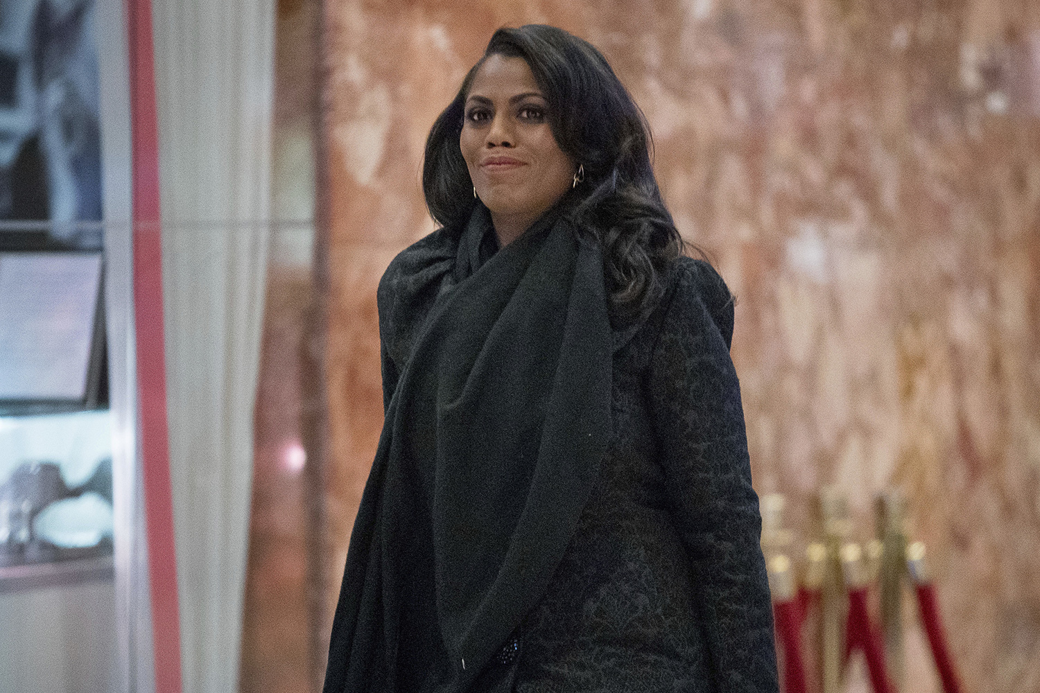 Omarosa: White House staffers talk about the 25th Amendment using a hashtag
