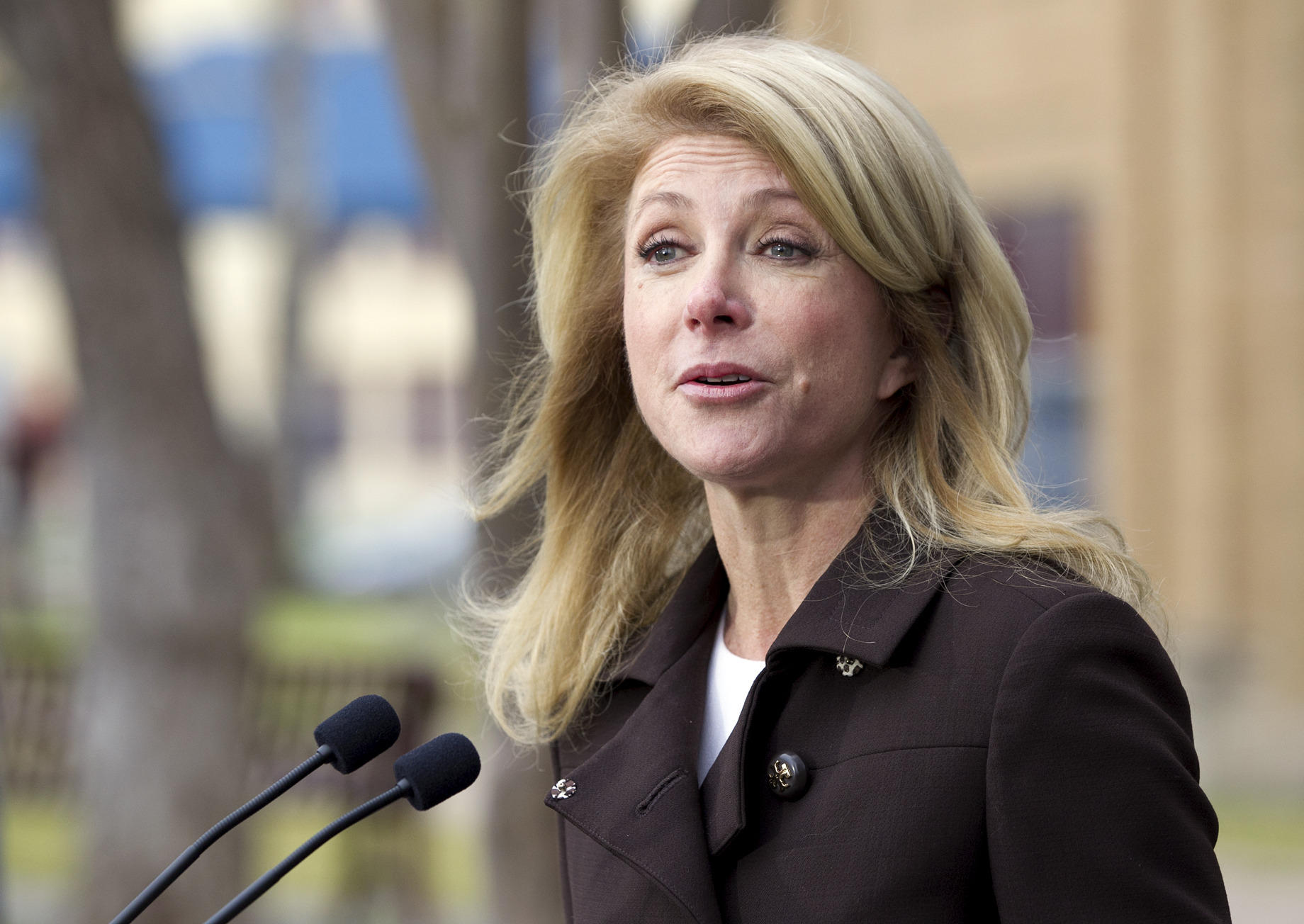 Wendy Davis now claims she never switched positions on 20-week abortion ban