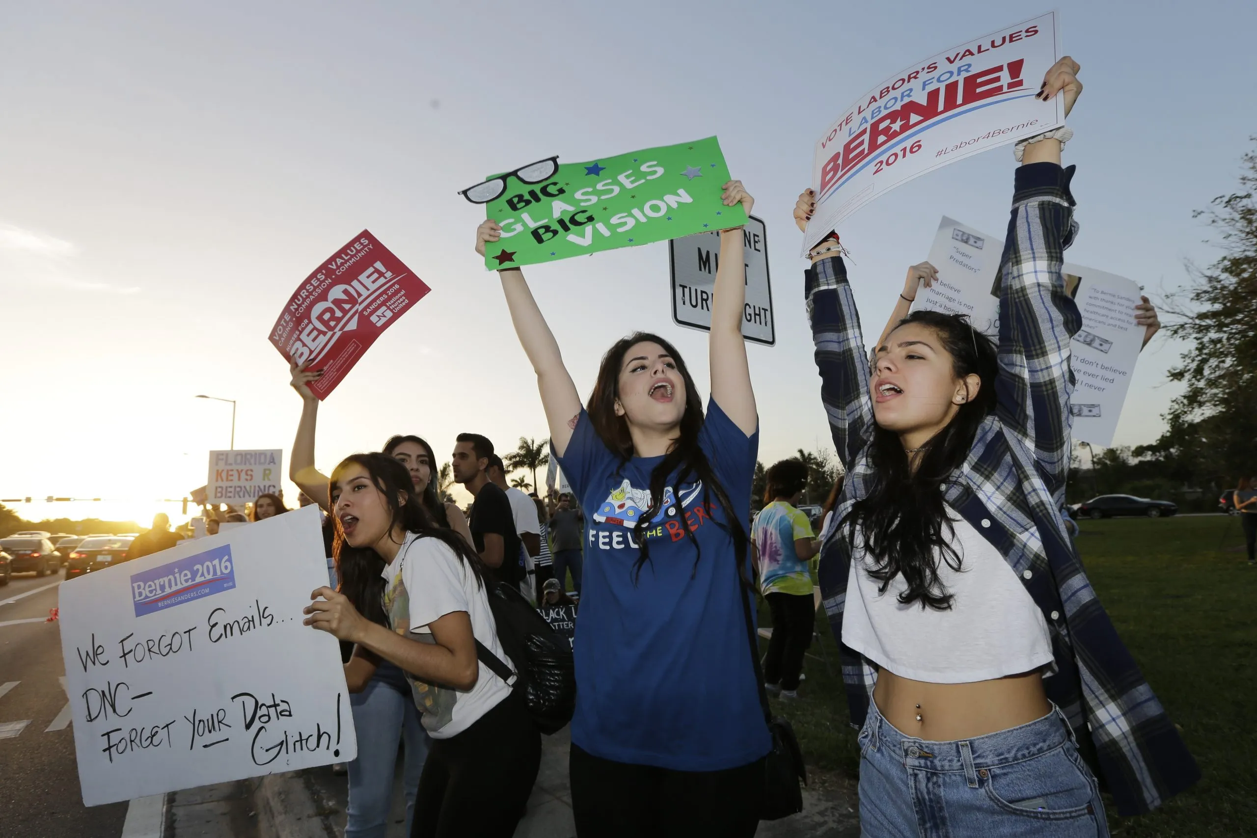 Harvard: Young girls and their moms prefer male politicians