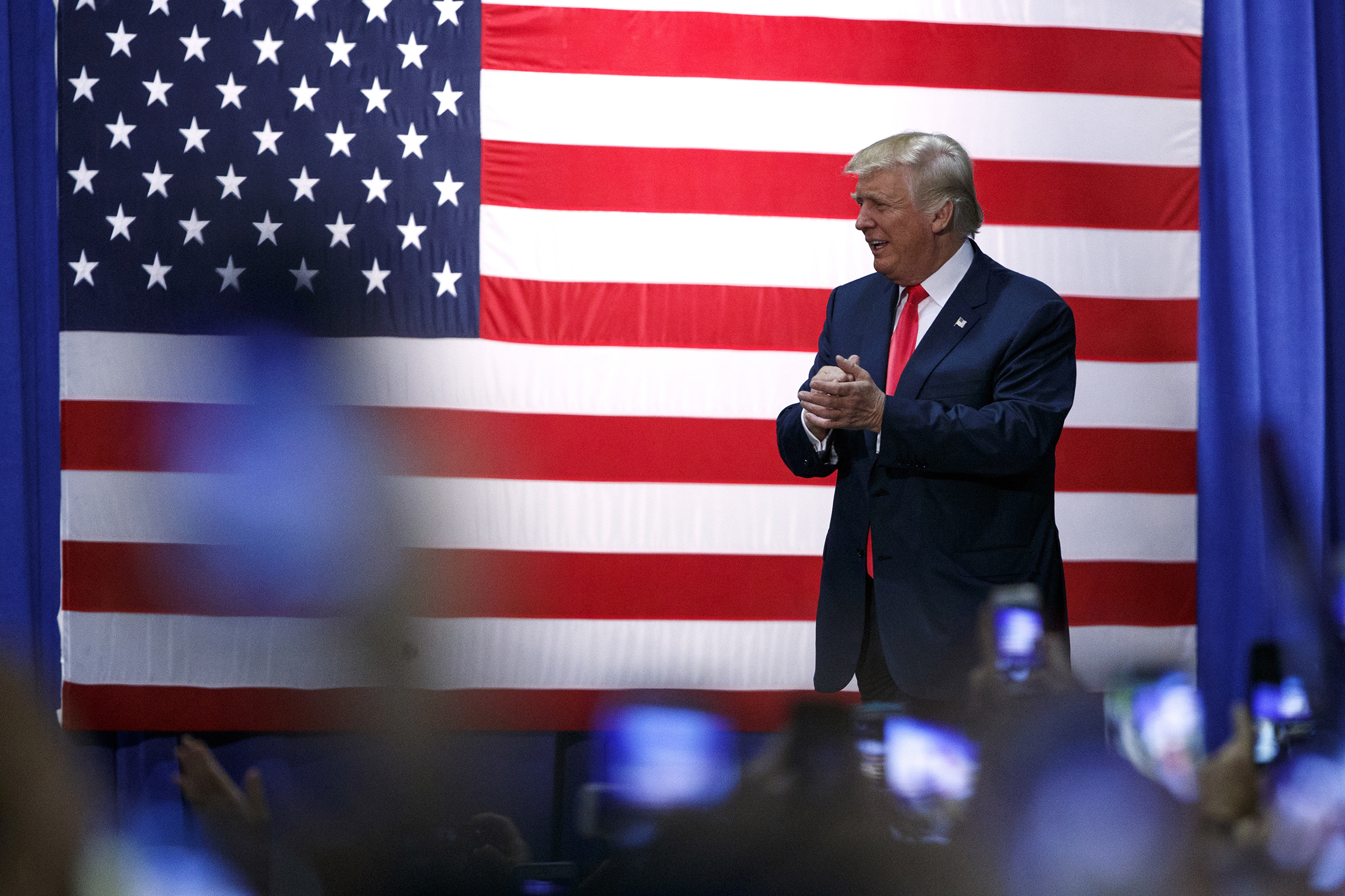 Trump met secretly with Gold Star families in Florida